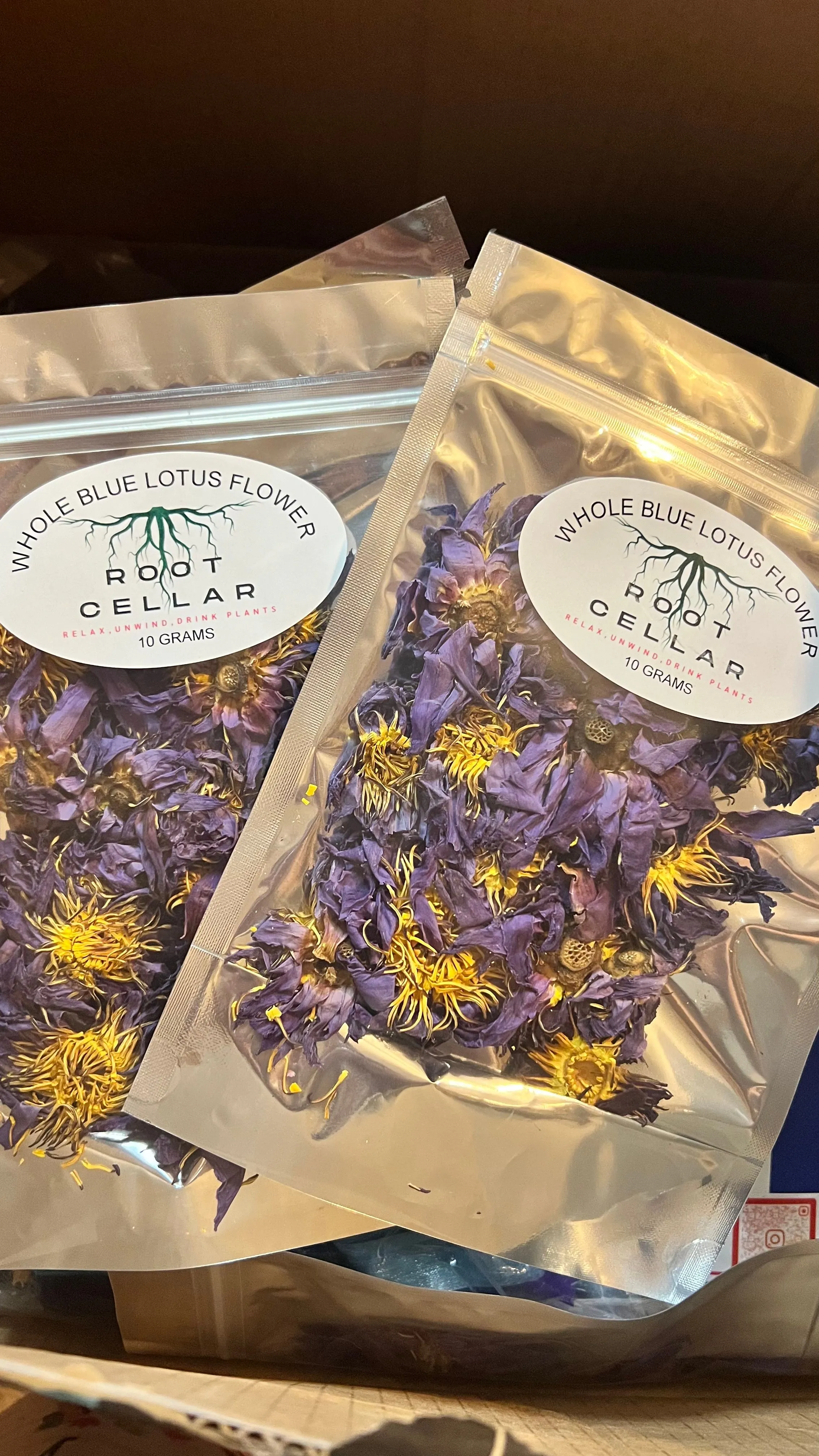 Product image for 10g of Whole Blue Lotus Flower