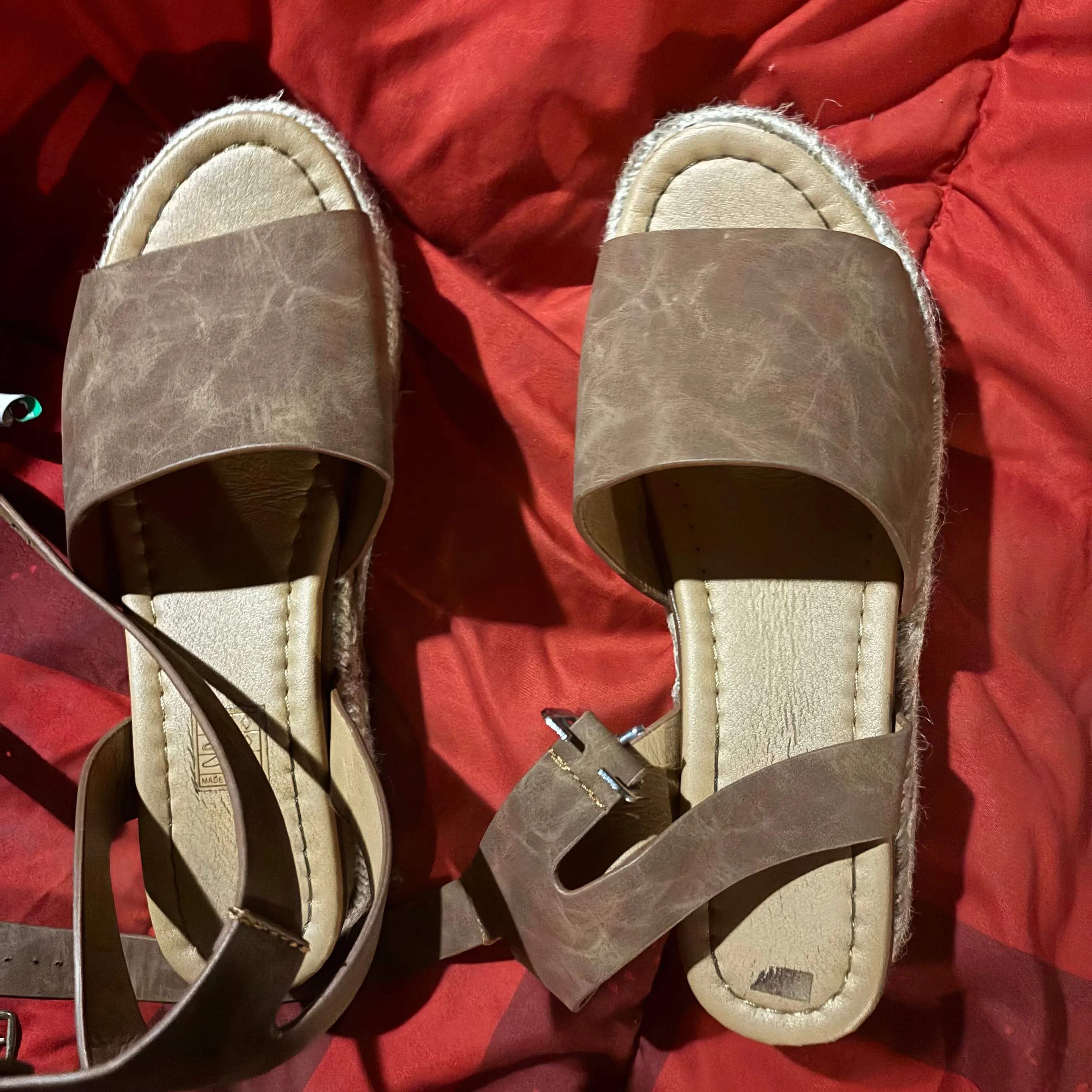 Product image for Kaki platform sandals