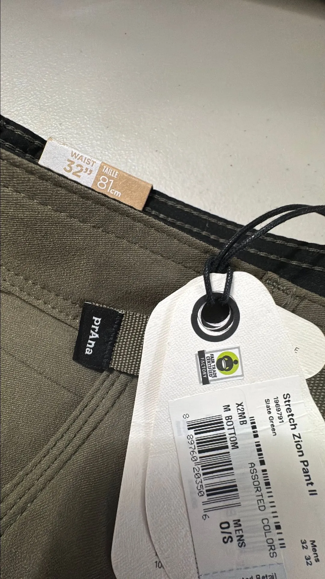 Listing Image Blurred Background