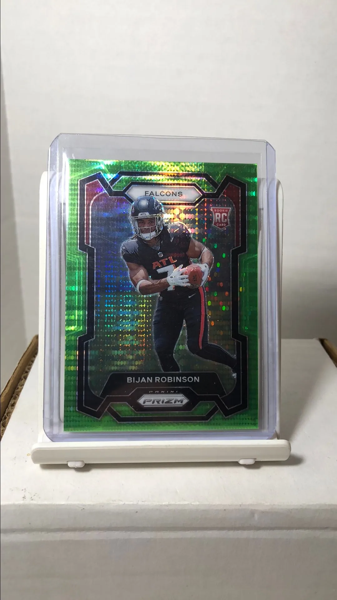 Product image for Bijan Robinson 2023 Prizm Rookie Green Pulsar