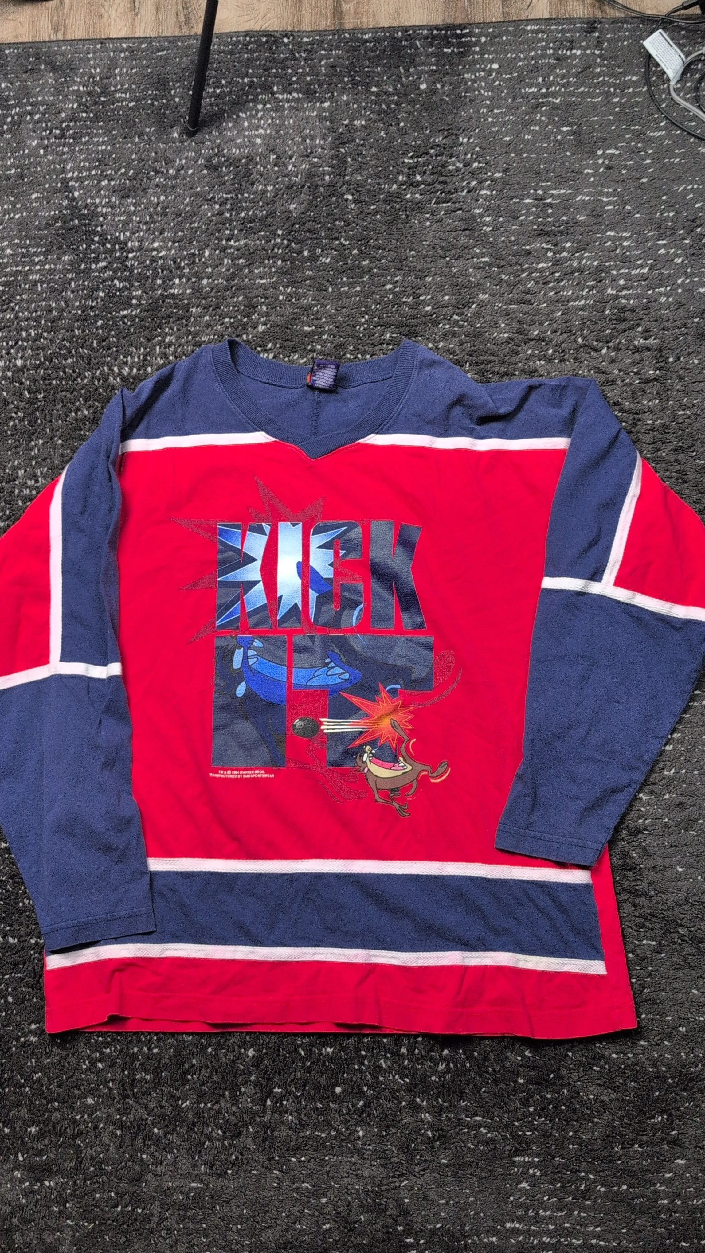 Product image for Vintage 90s Taz Kick It Soccer Long Sleeve Shirt 