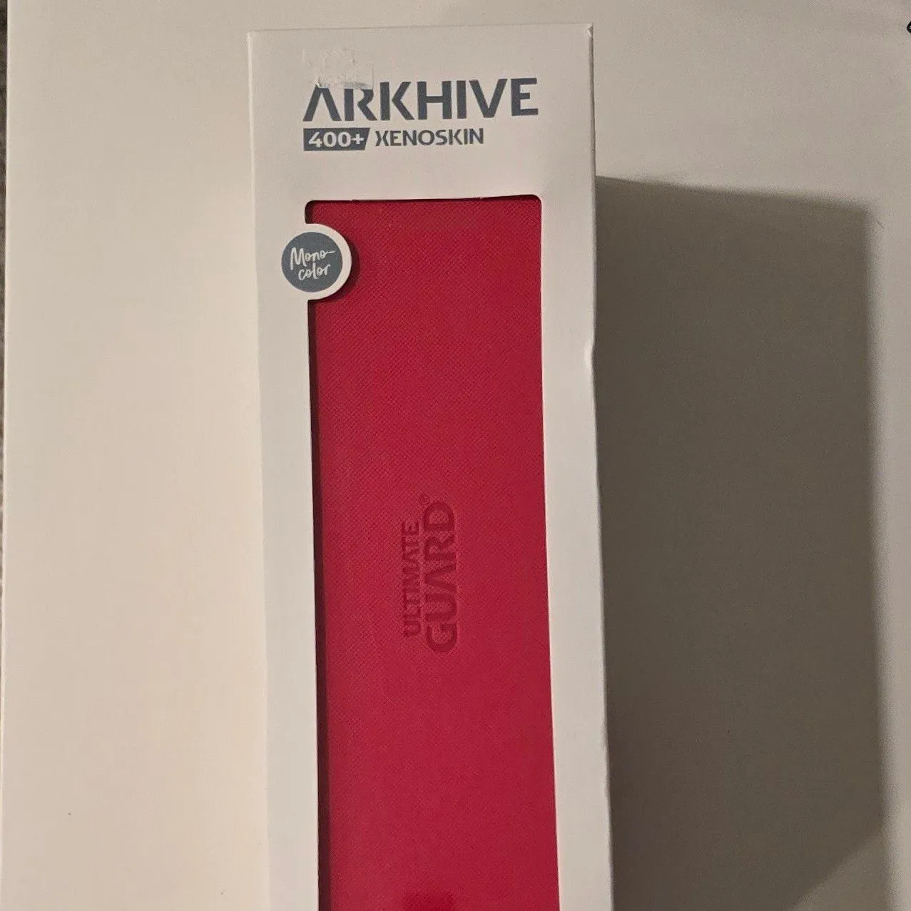 Product image for ultimate guard arkhive xenoskin 400 red