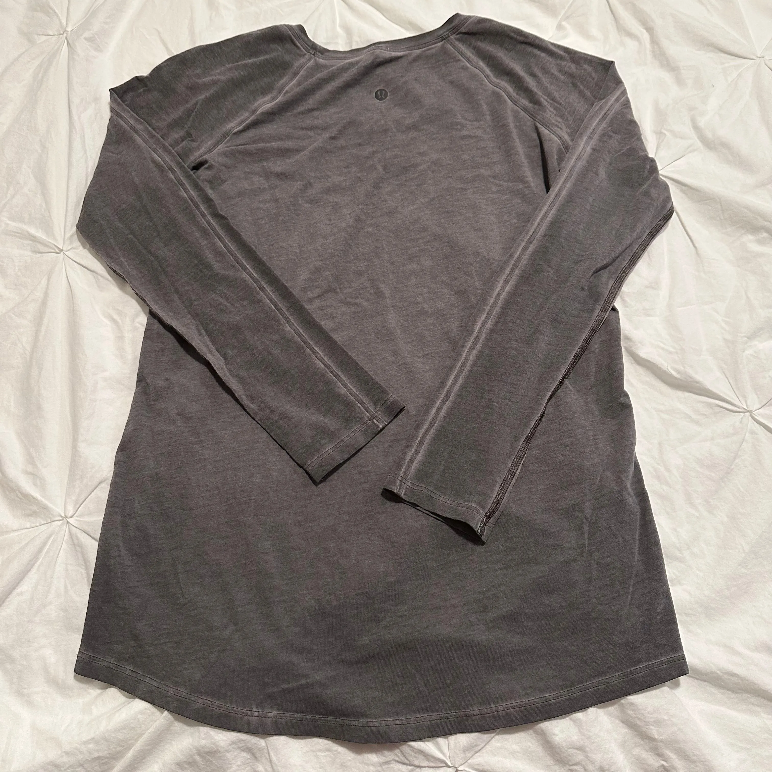 Listing Image Blurred Background