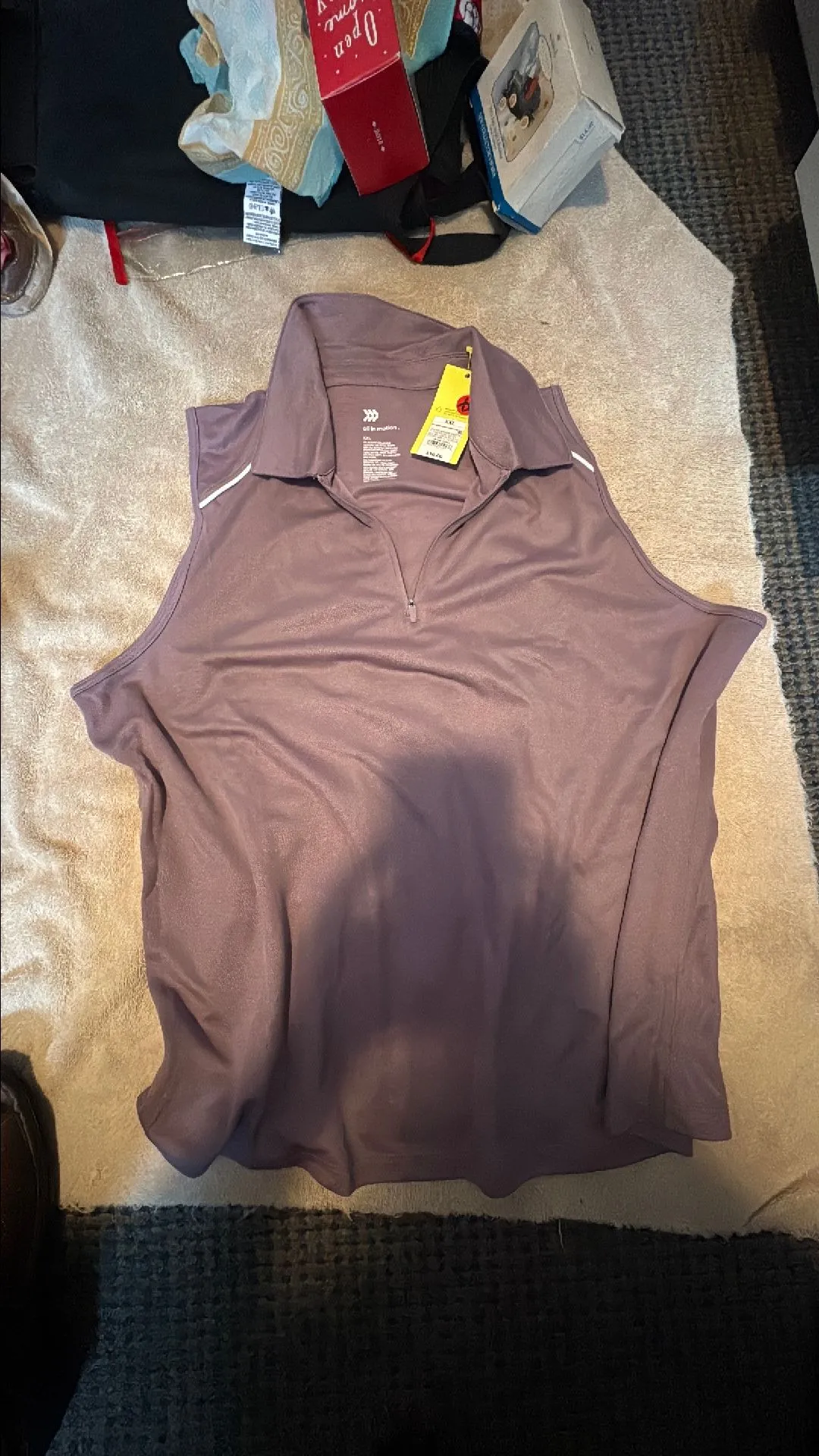 Product image for 034 All in Motion sleeveless shirt XXL NWT
