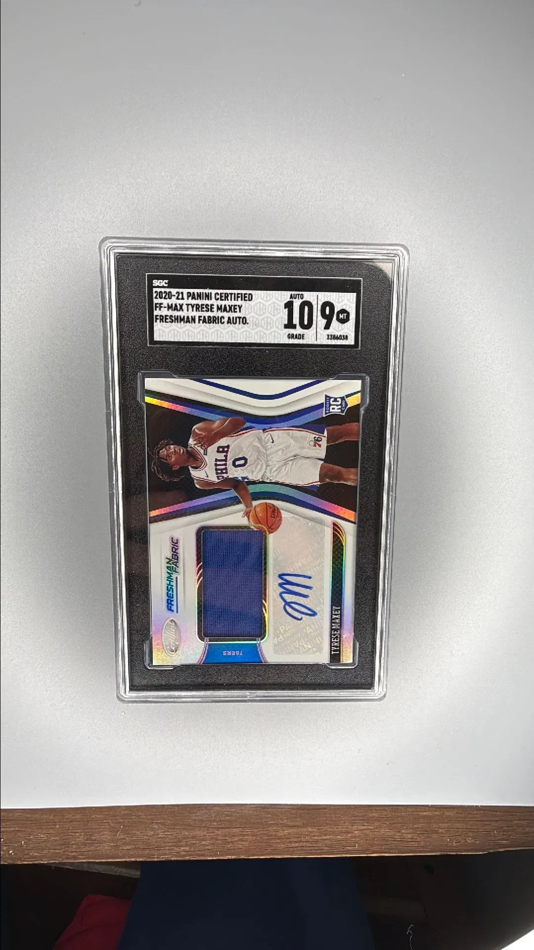 Product image for 2020-21 Panini Certified Tyrese Maxey RC Rookie Freshman Fabric Patch Auto SGC 9