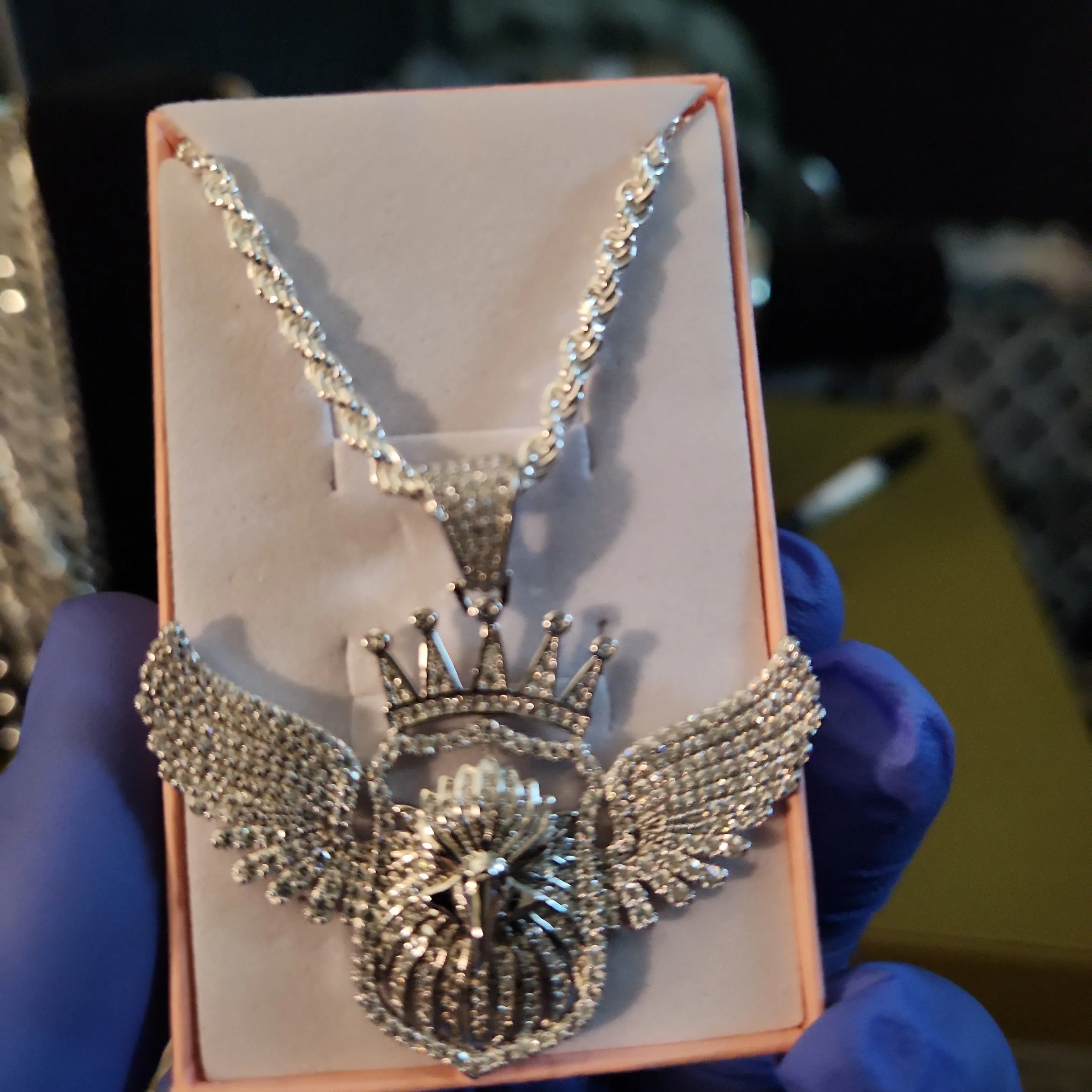 Product image for 26" 3mm Rope w/ iced out eagle pendant