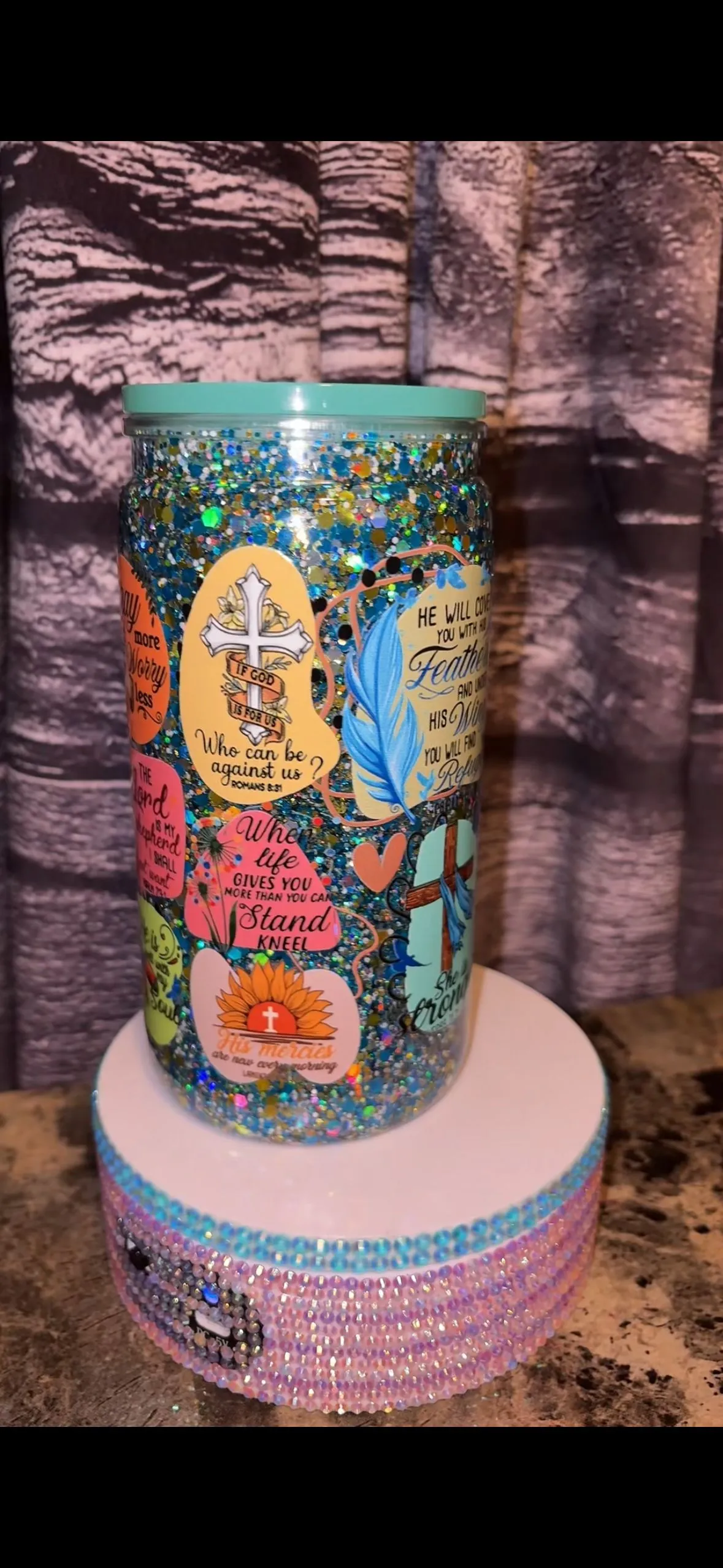 Product image for Faith and Feathers Glitter Tumbler