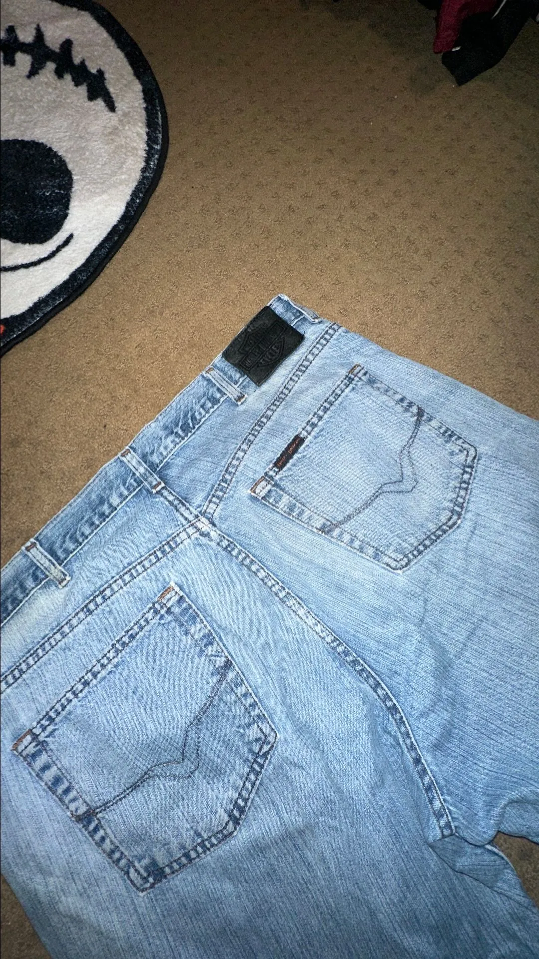 Listing Image Blurred Background