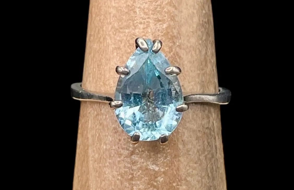 Product image for R011. Blue topaz (lab created- allegedly) as ring sz 7.5