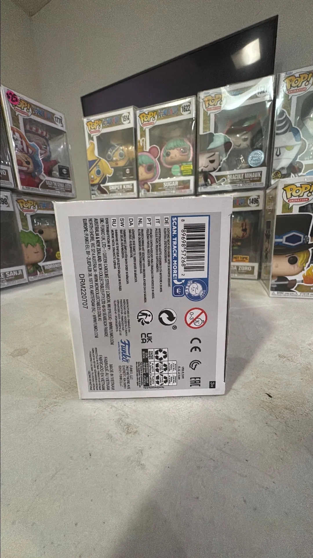 Listing Image Blurred Background