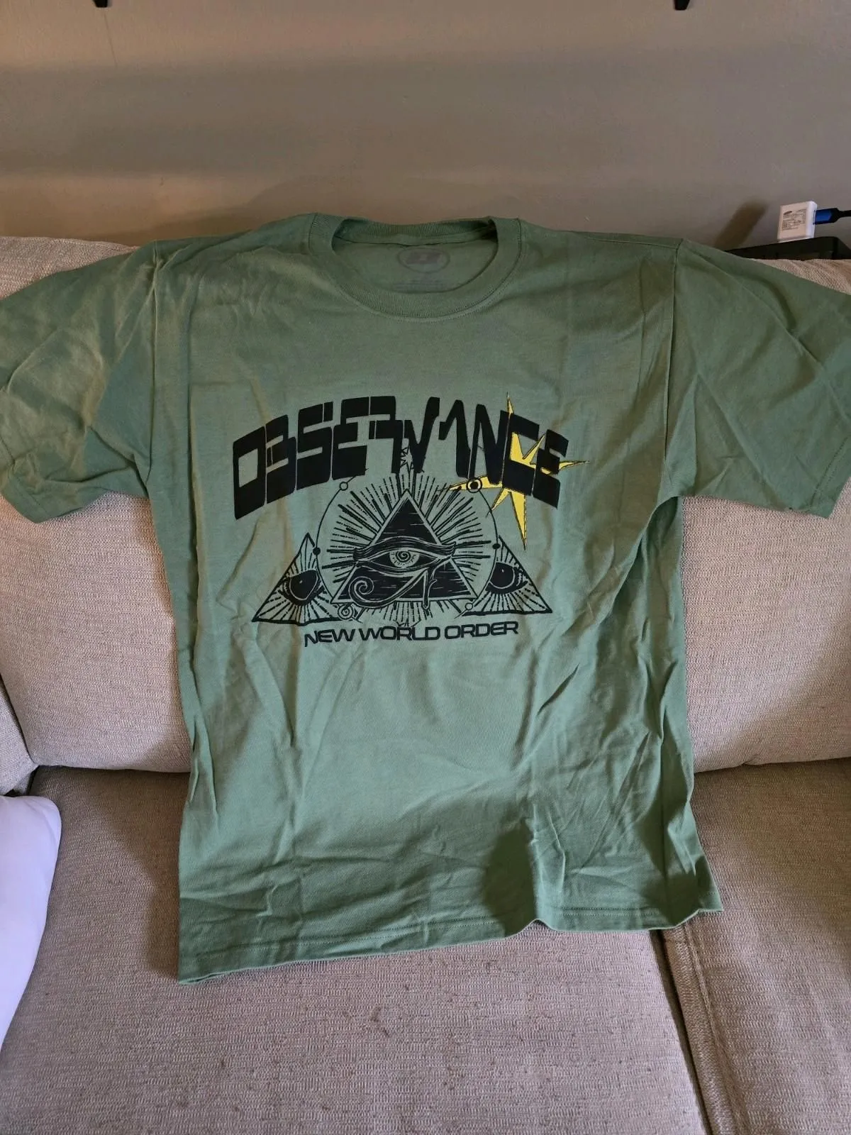 Product image for Green Graphics T-Shirt Observance Labs Green Size L