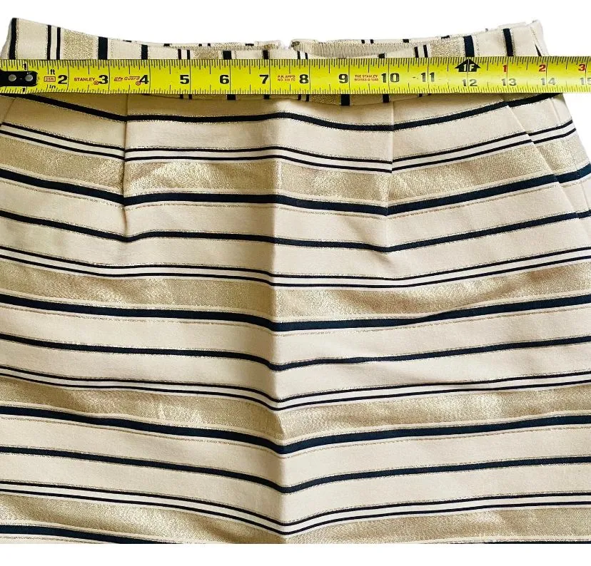 Listing Image Blurred Background