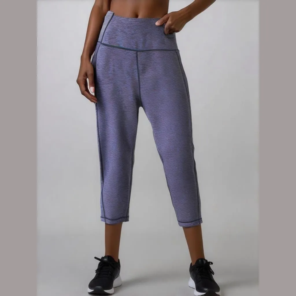 Product image for Women's Victoria's Secret Capri Leggings Size M Purple Blue
