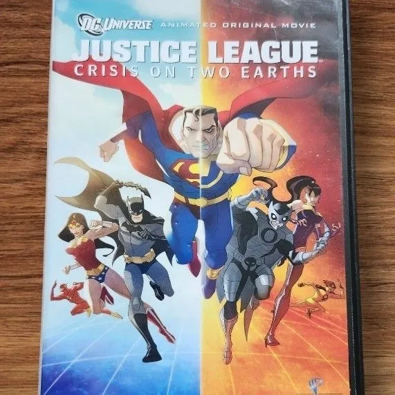 Product image for Justice League Crisis On Two Earths (DVD)