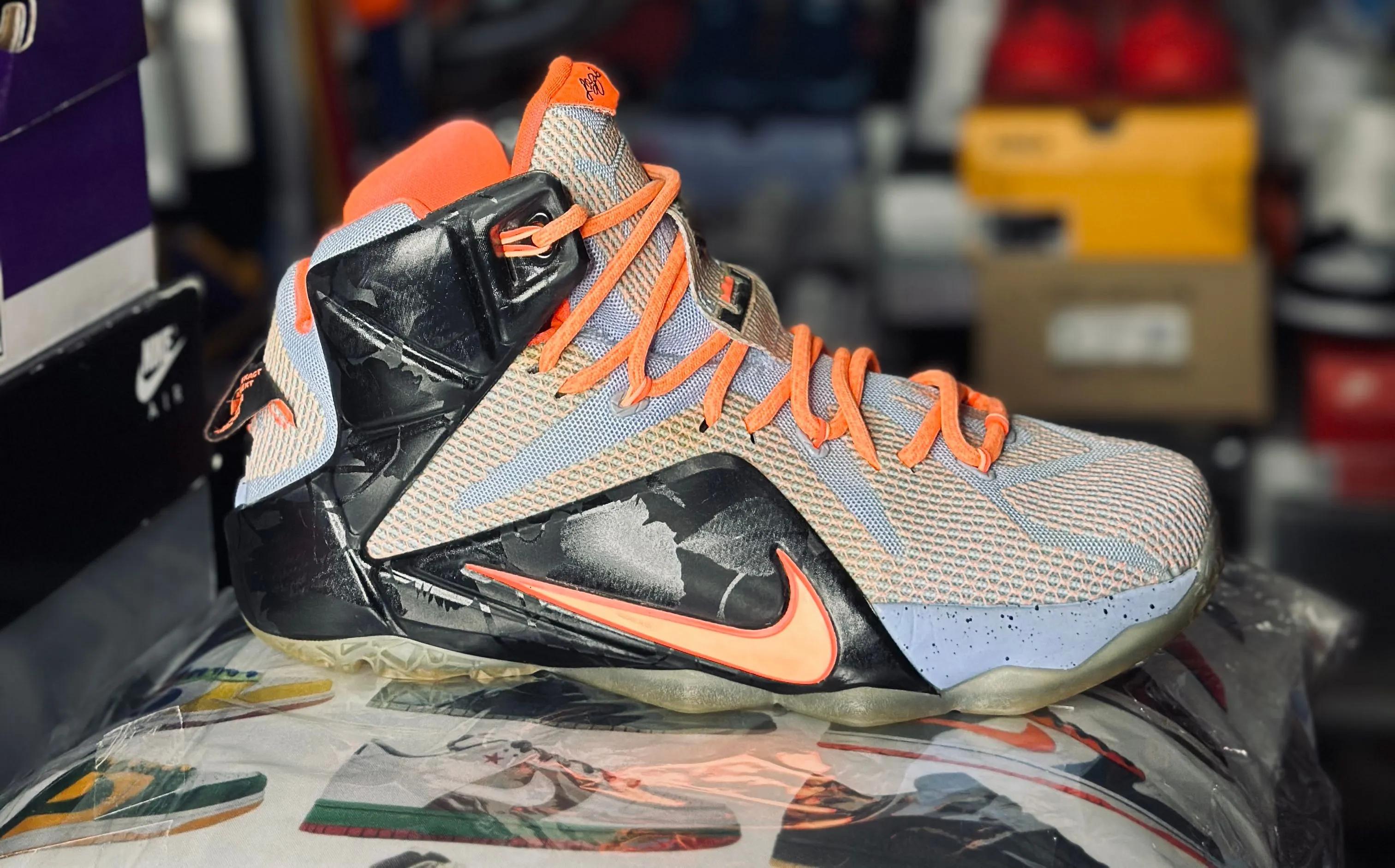 Product image for Mens 8 LEBRON 12 "EASTER"