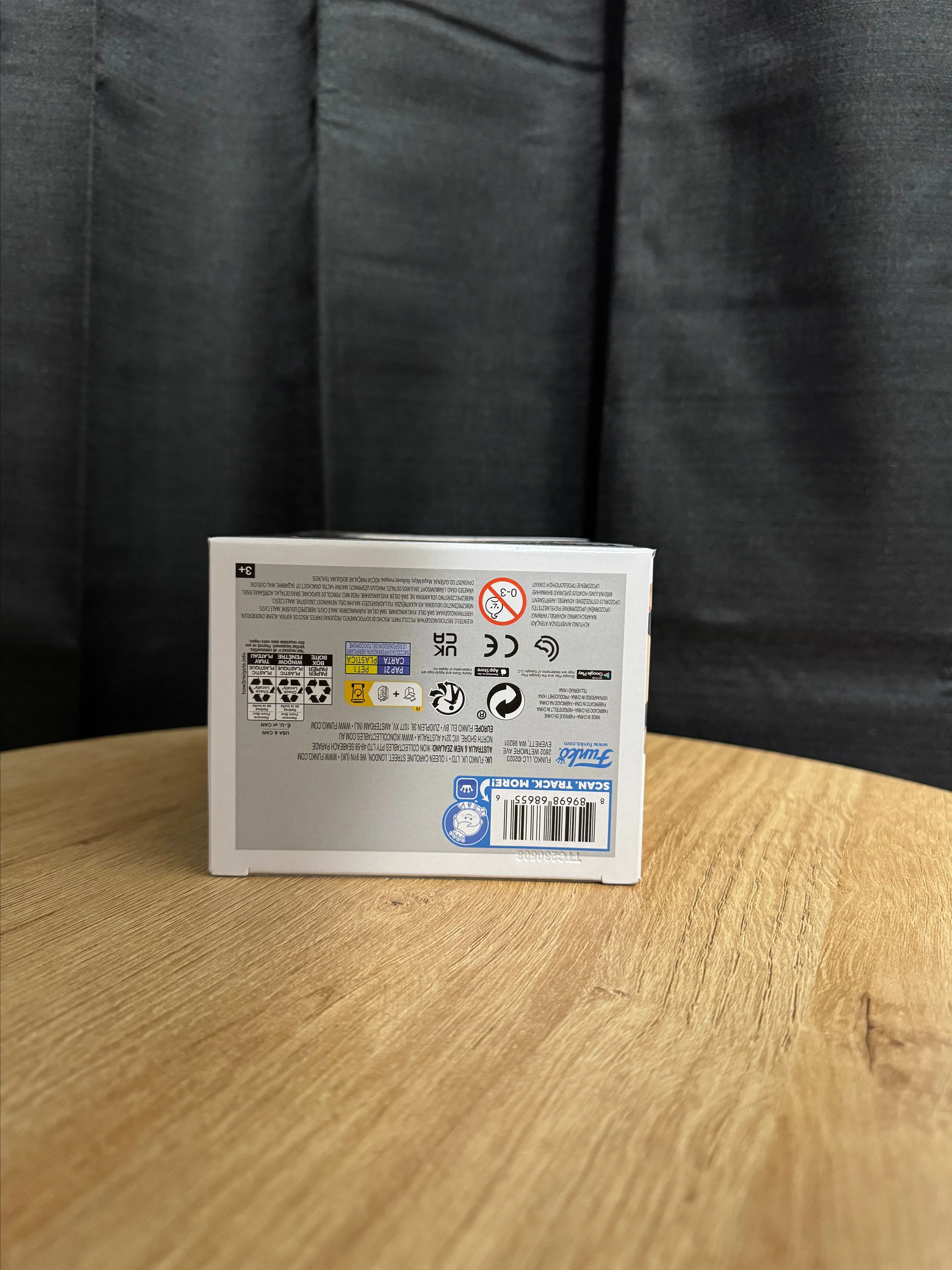 Listing Image Blurred Background