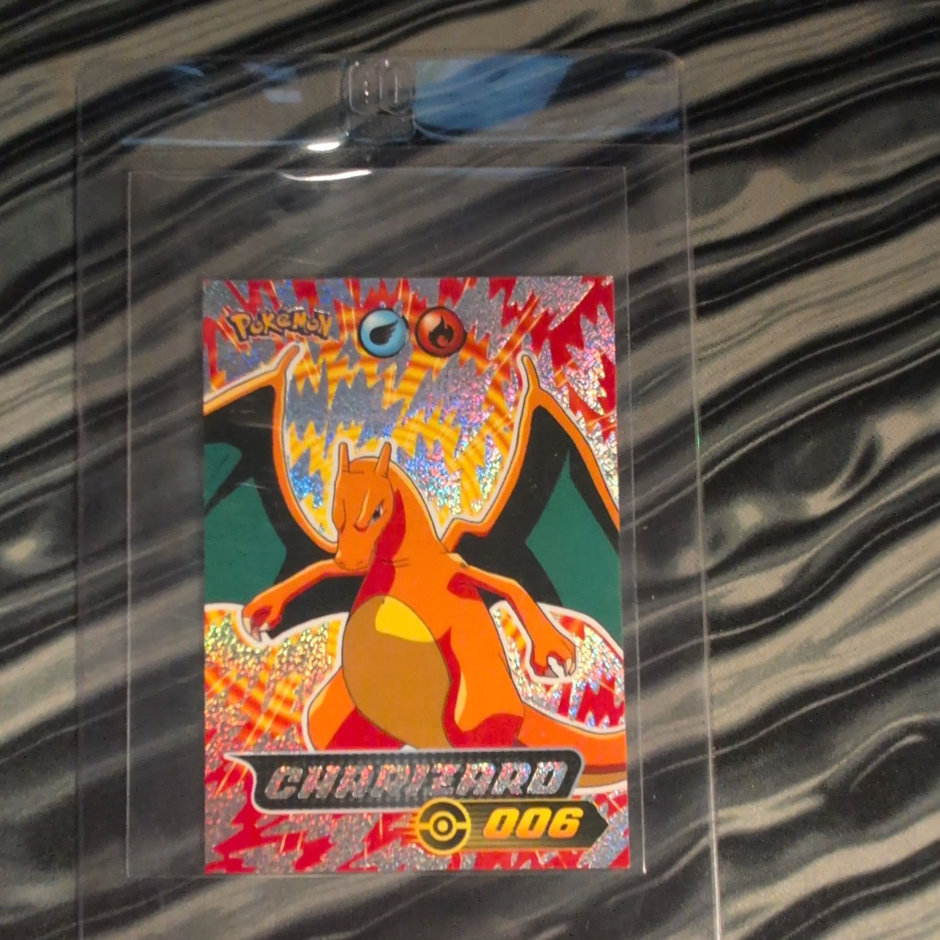 Product image for Charizard glitter foil Pokedex