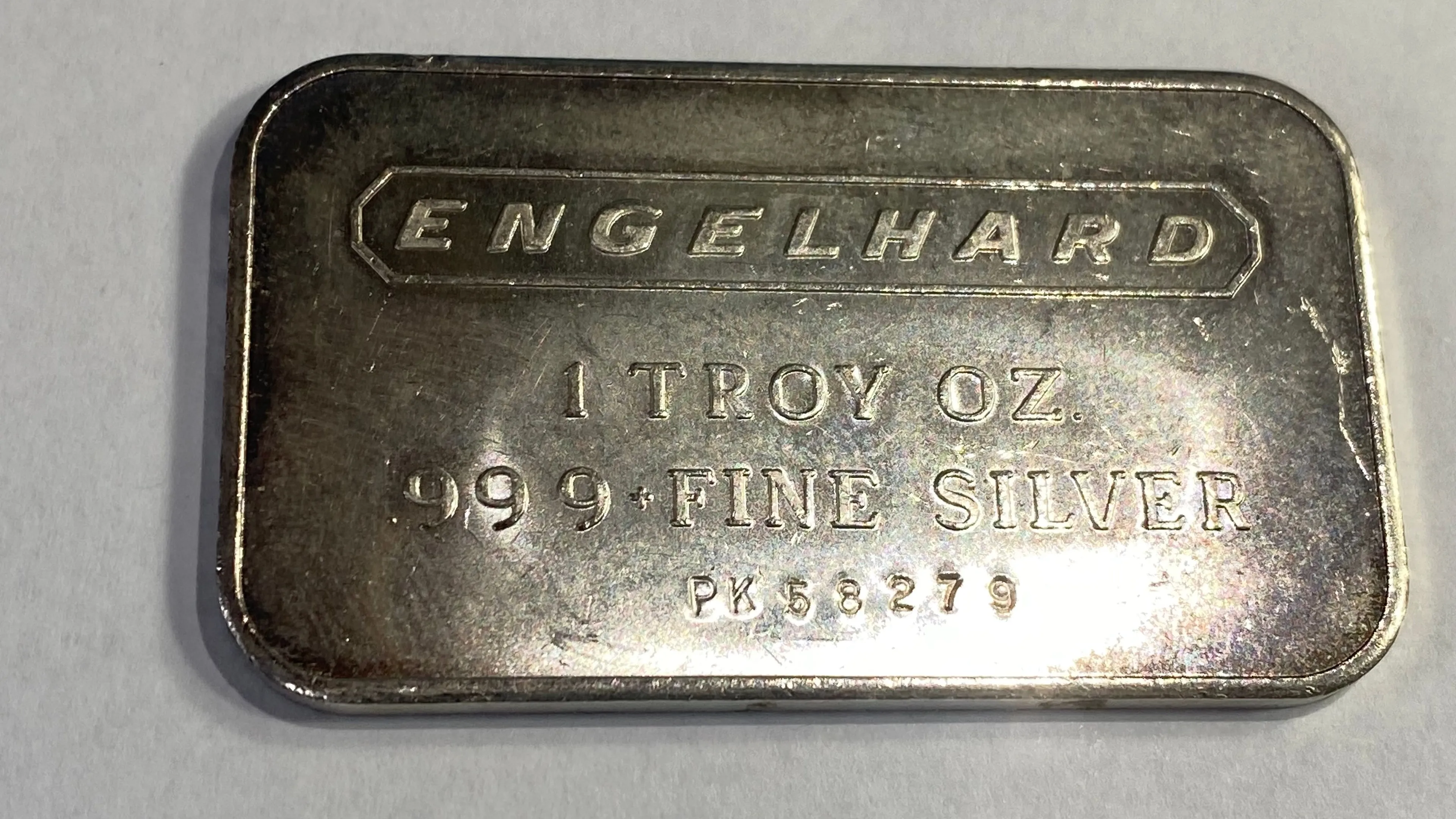 Product image for 1 Ounce 0.999 Silver Engelhard Serialized Bar Toning