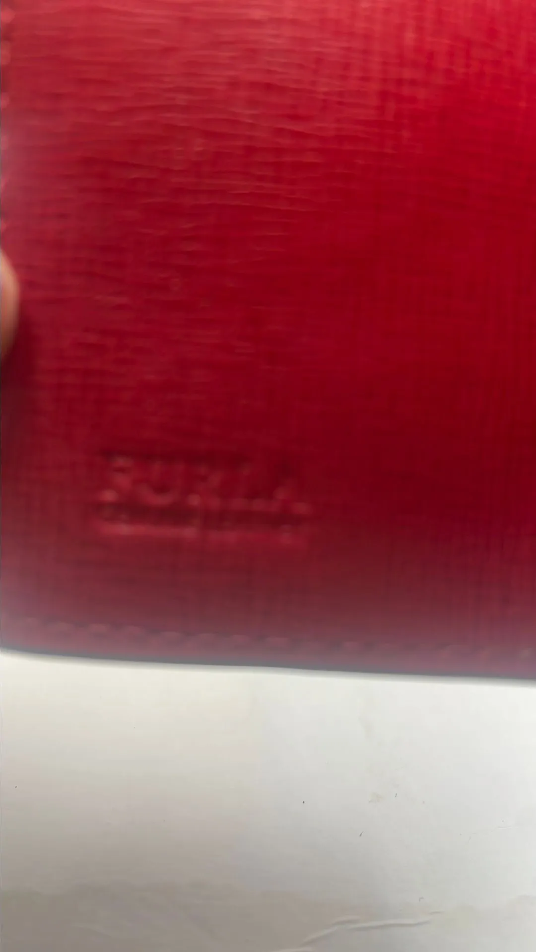Listing Image Blurred Background