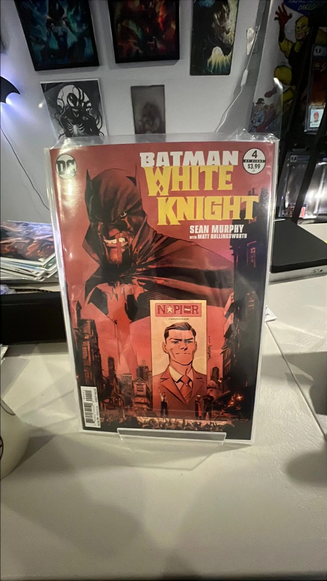 Product image for Batman White Knight #4 (T)