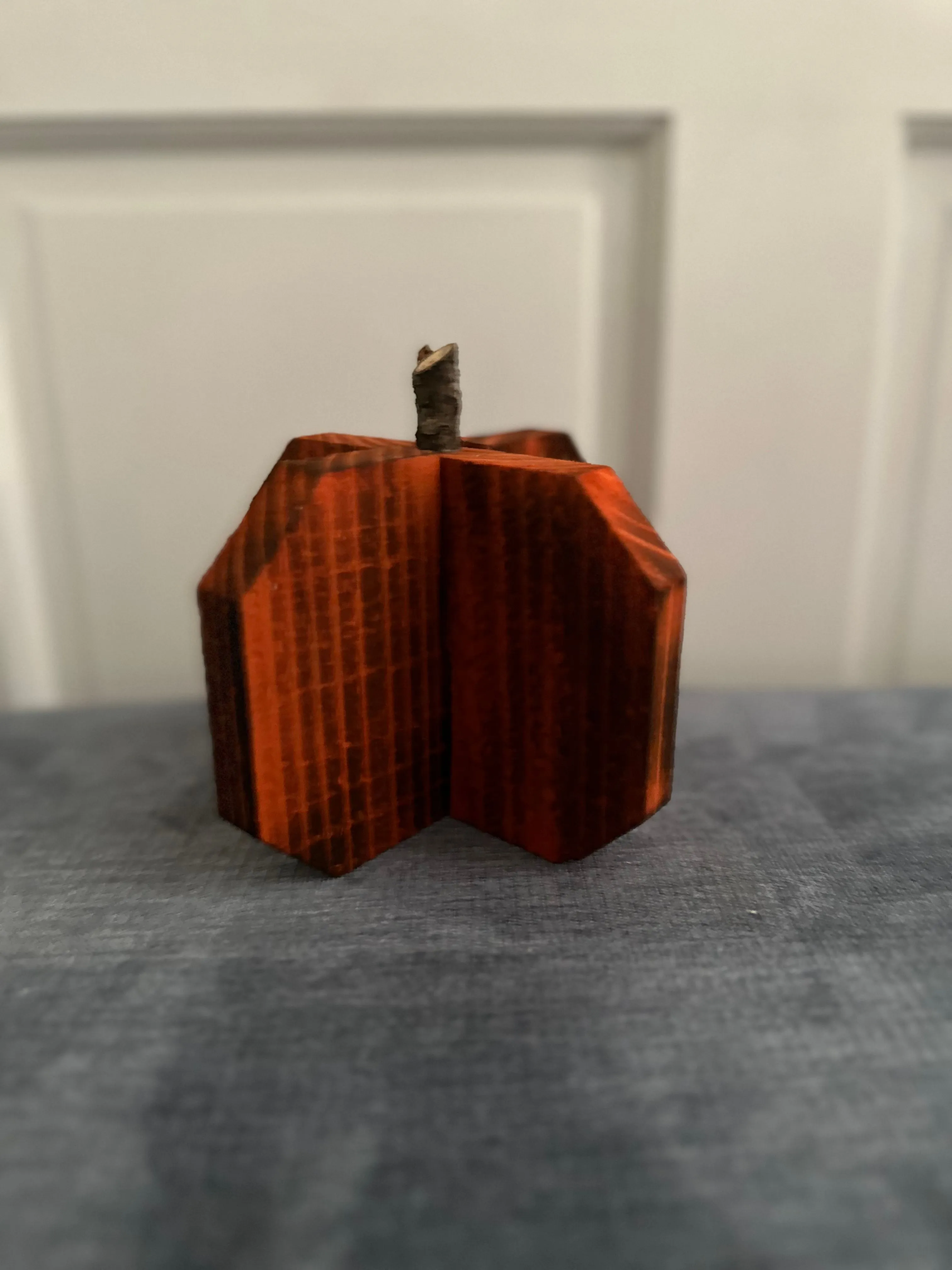 Product image for 2 Halloween Pumpkins 4"
