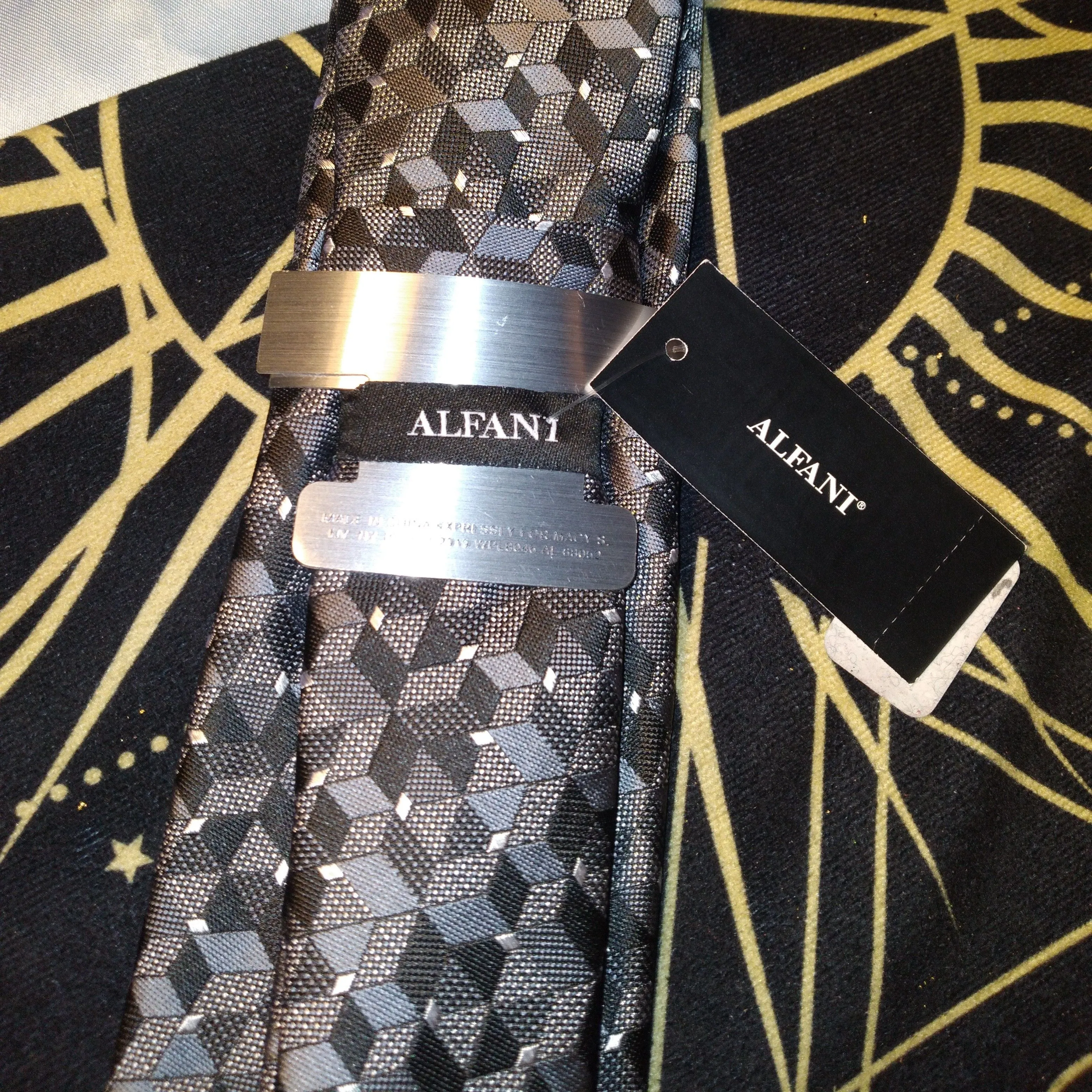 Product image for #247 NEW! Alfani Mens Neck Tie