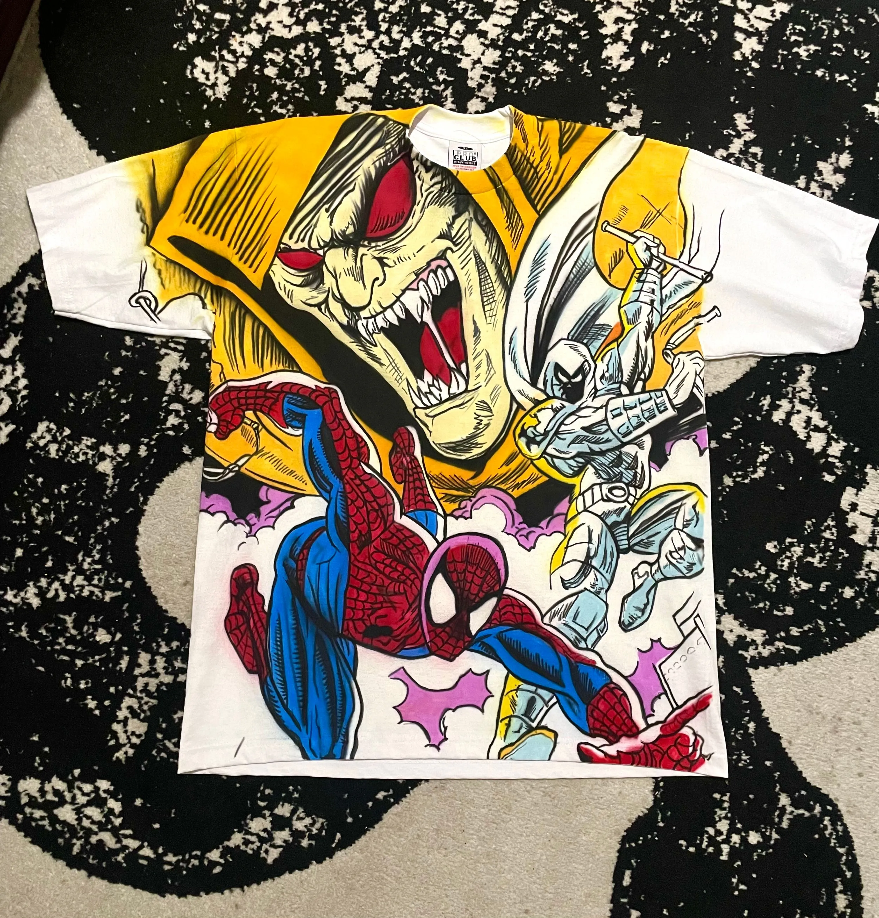 Product image for Airbrushed Marvel T-shirt