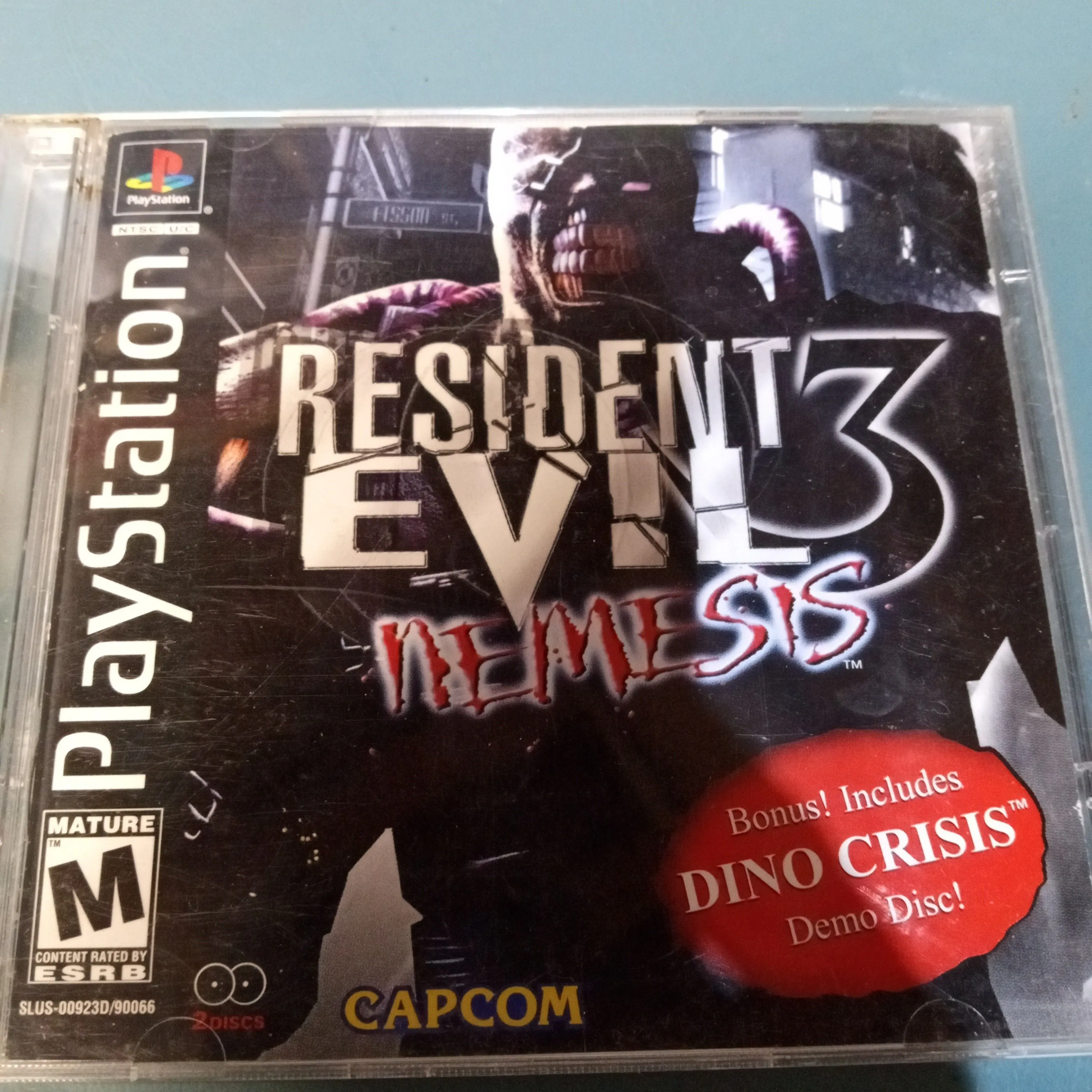 Product image for Resident Evil 3 nemesis with Dino Crisis demo disc PS1