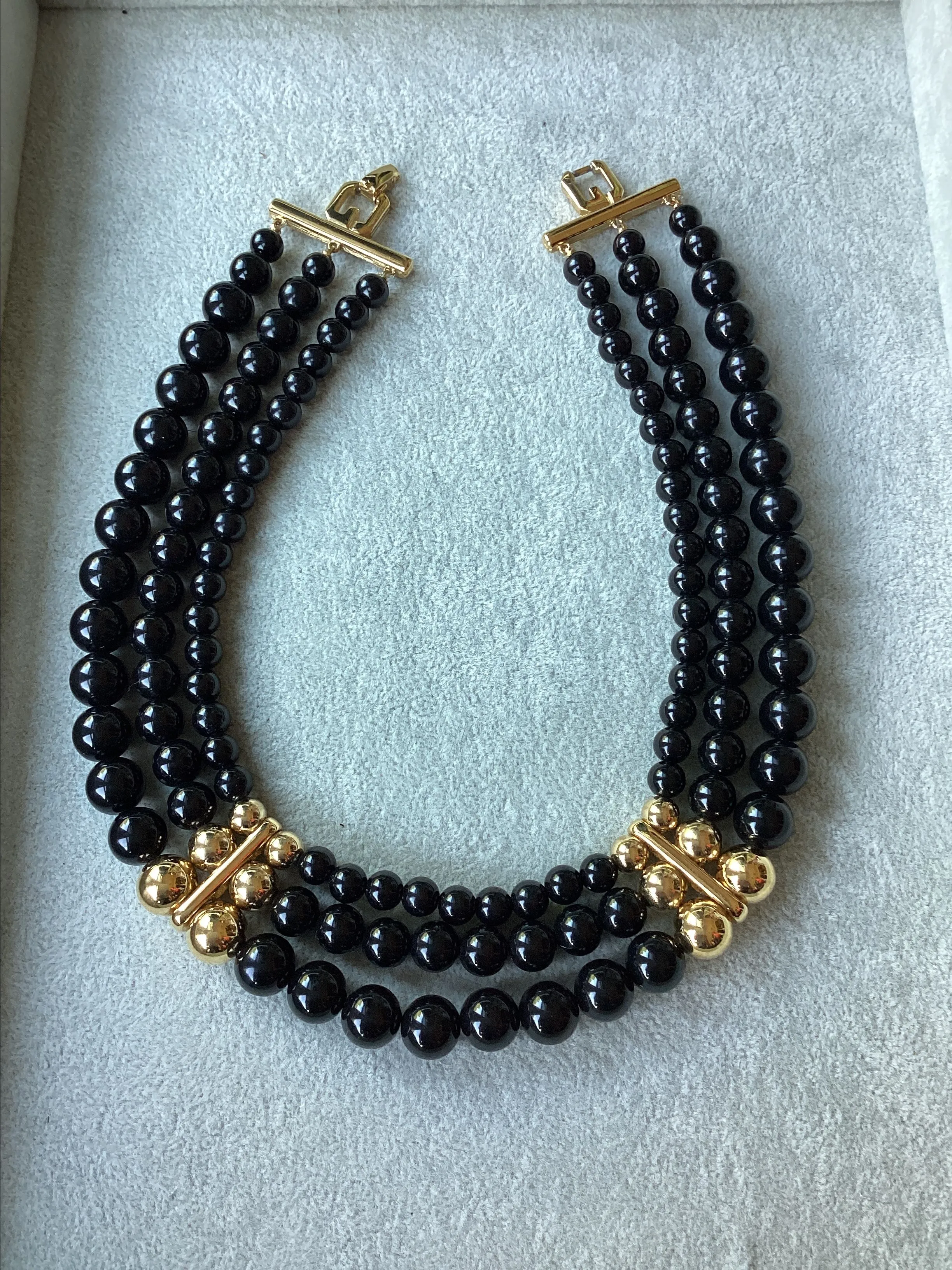Product image for Vintage 1980's Givenchy Black & Gold Ball Collar (t01)