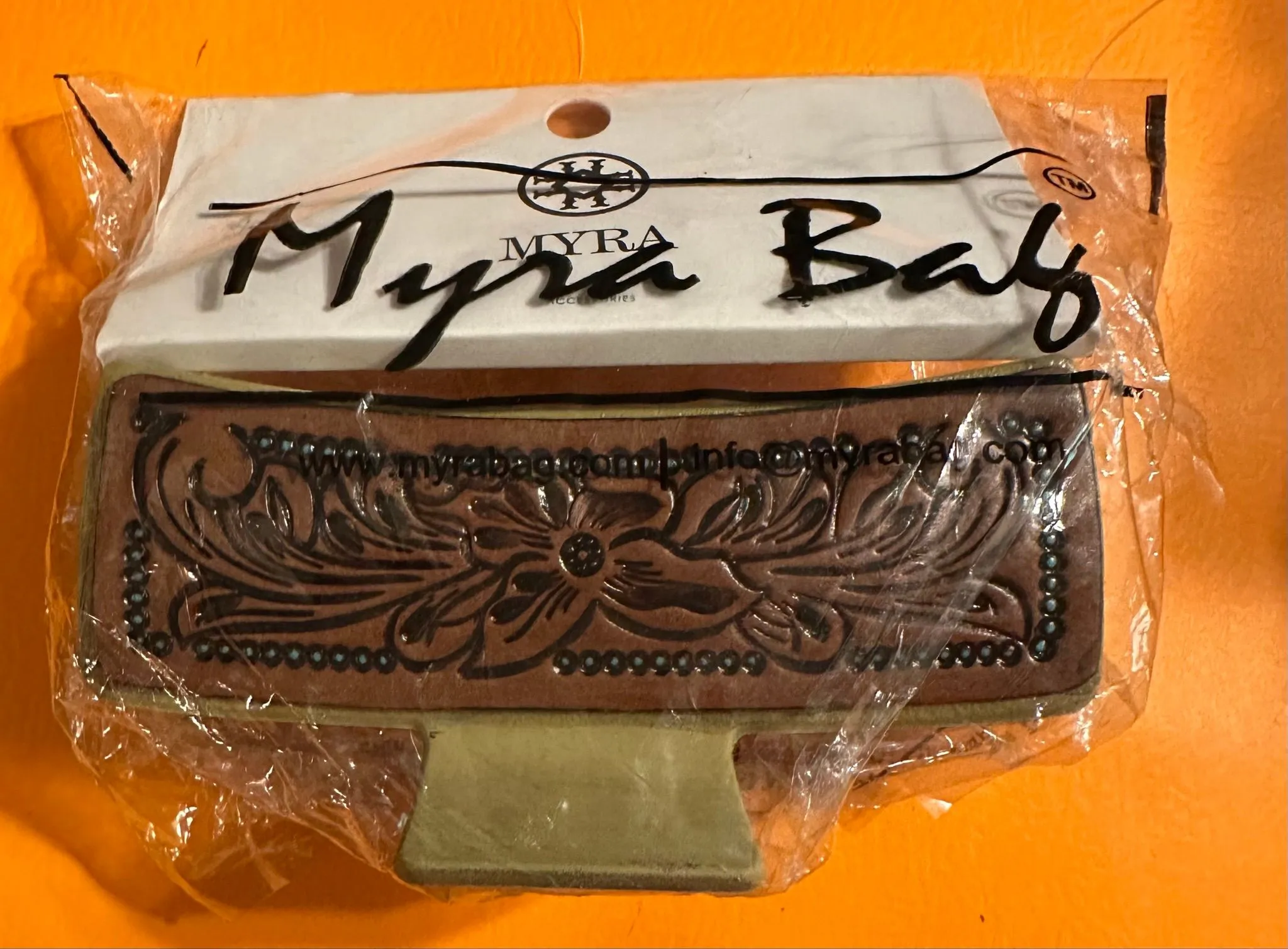 469c840a-cf2c-4e02-8d5e-9bd364bd72a1