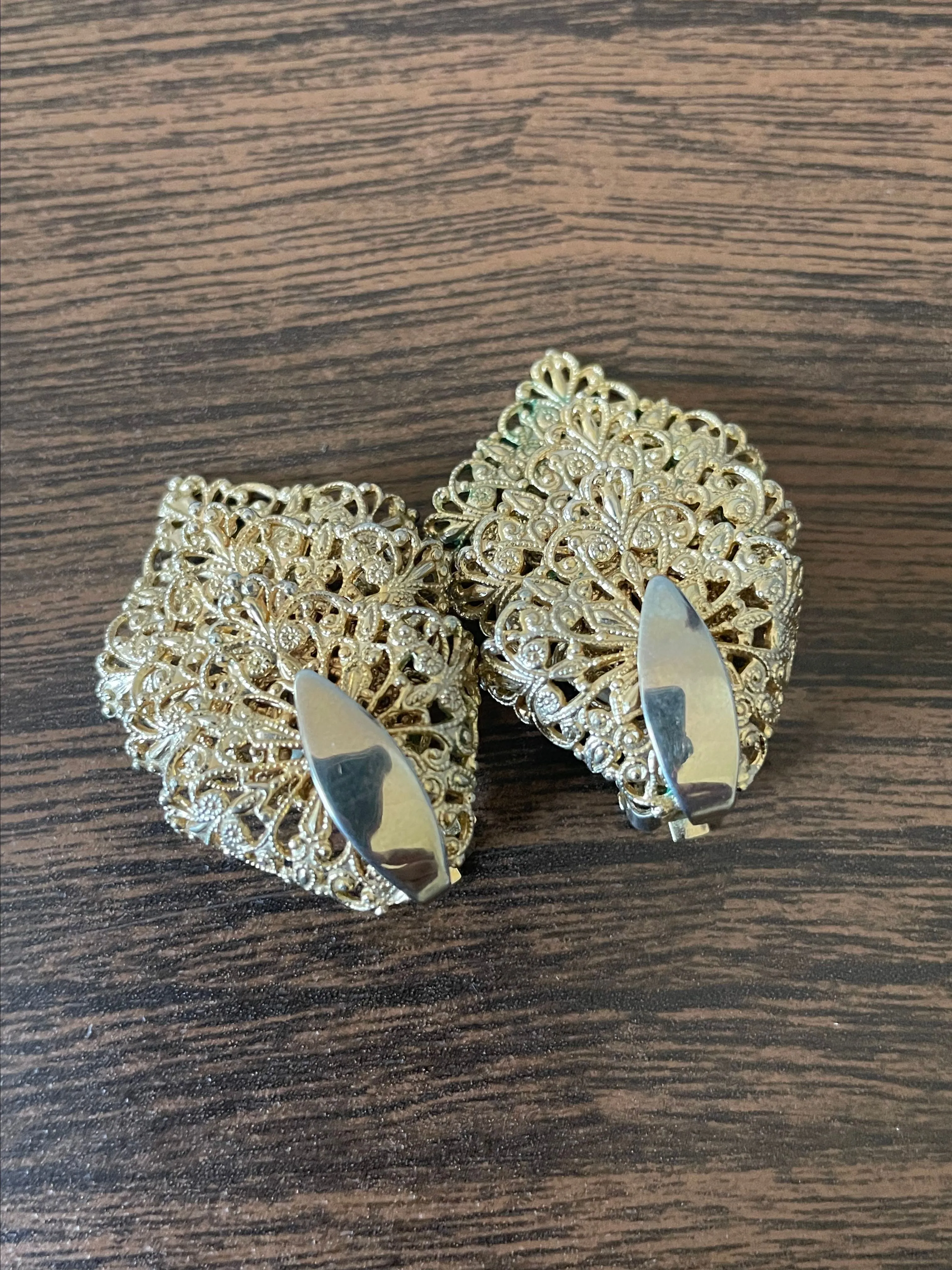 Product image for 7 Sarah Coventry Clip Ons