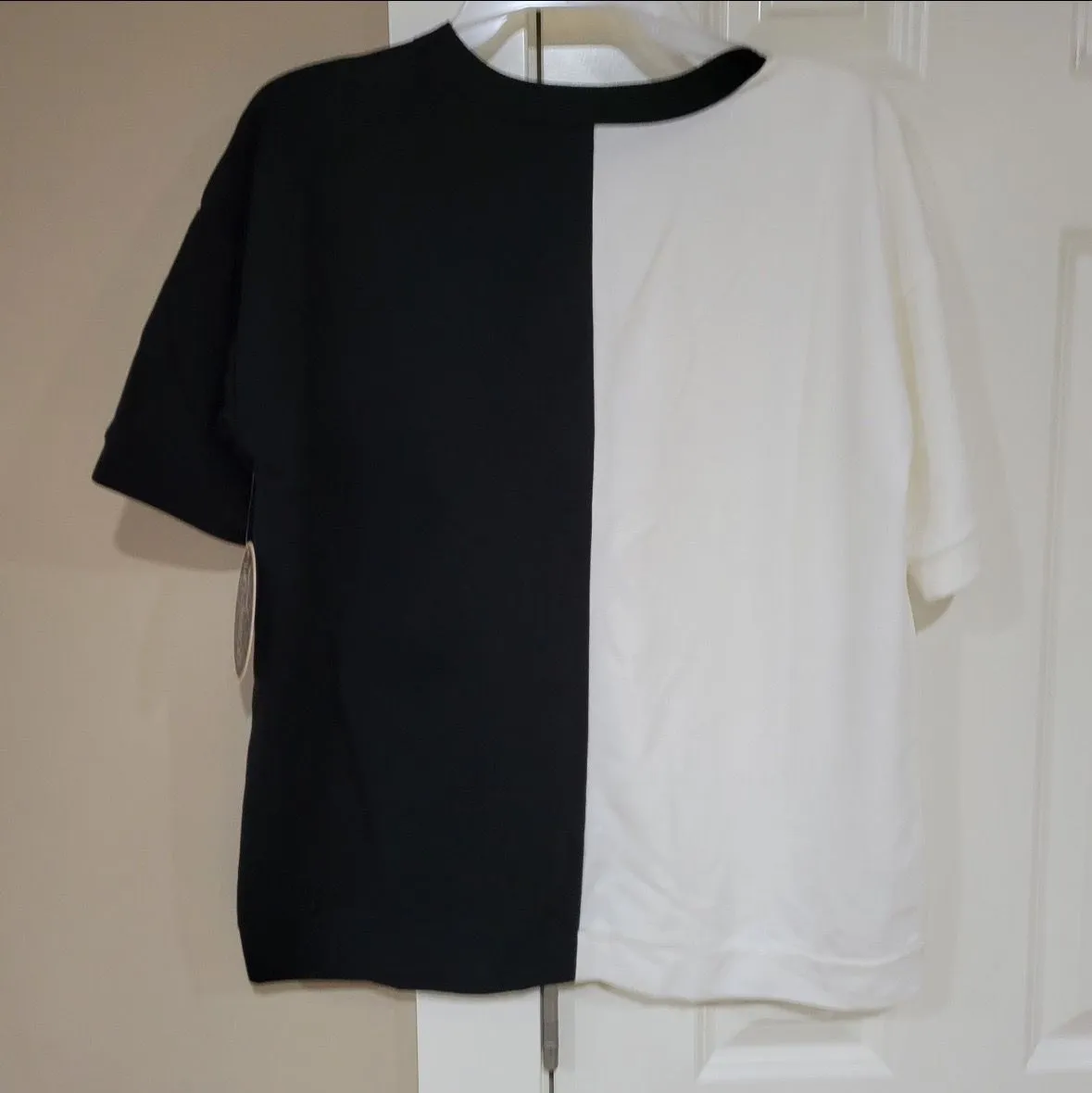 Listing Image Blurred Background