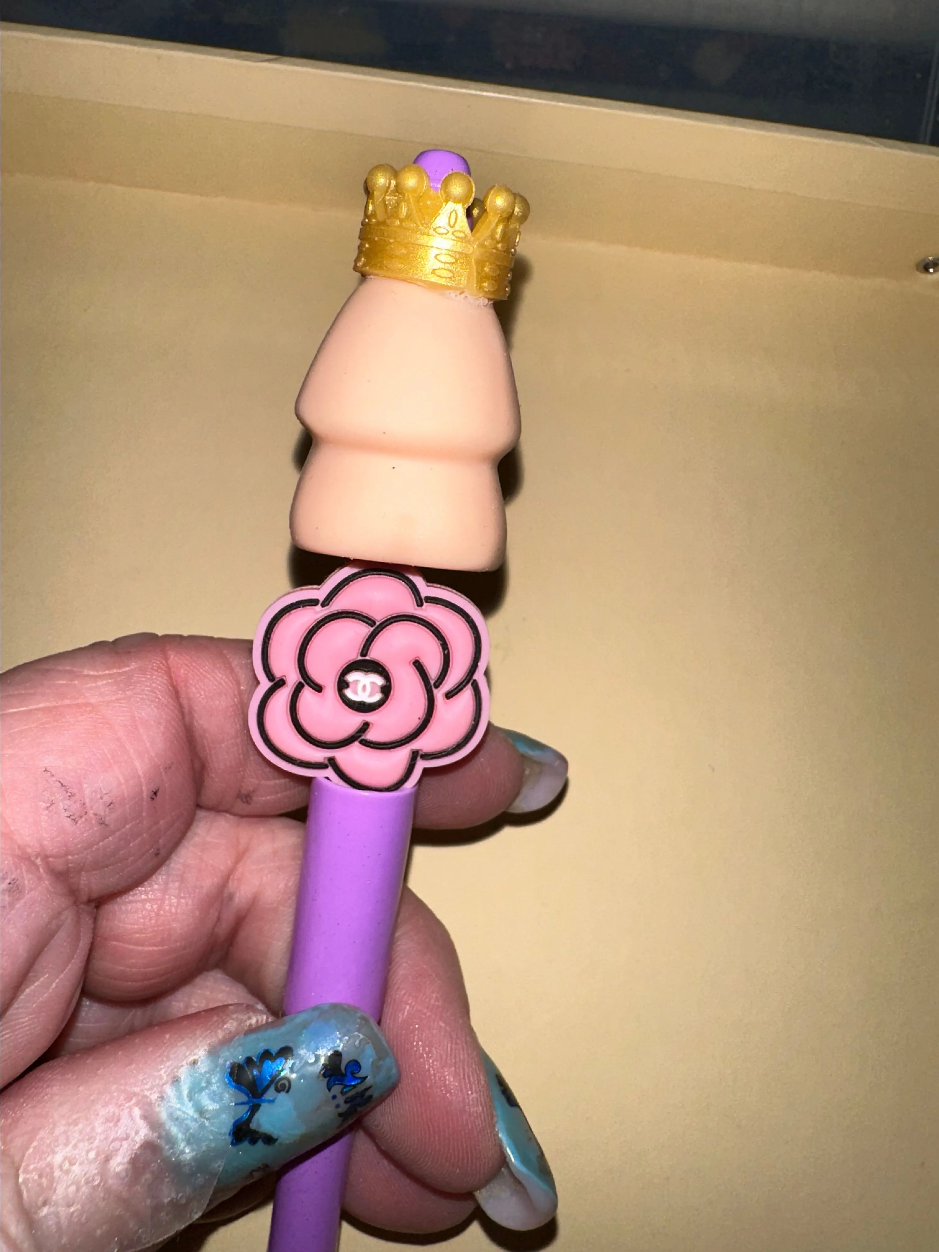 Product image for Chanel flower danger noodle pen