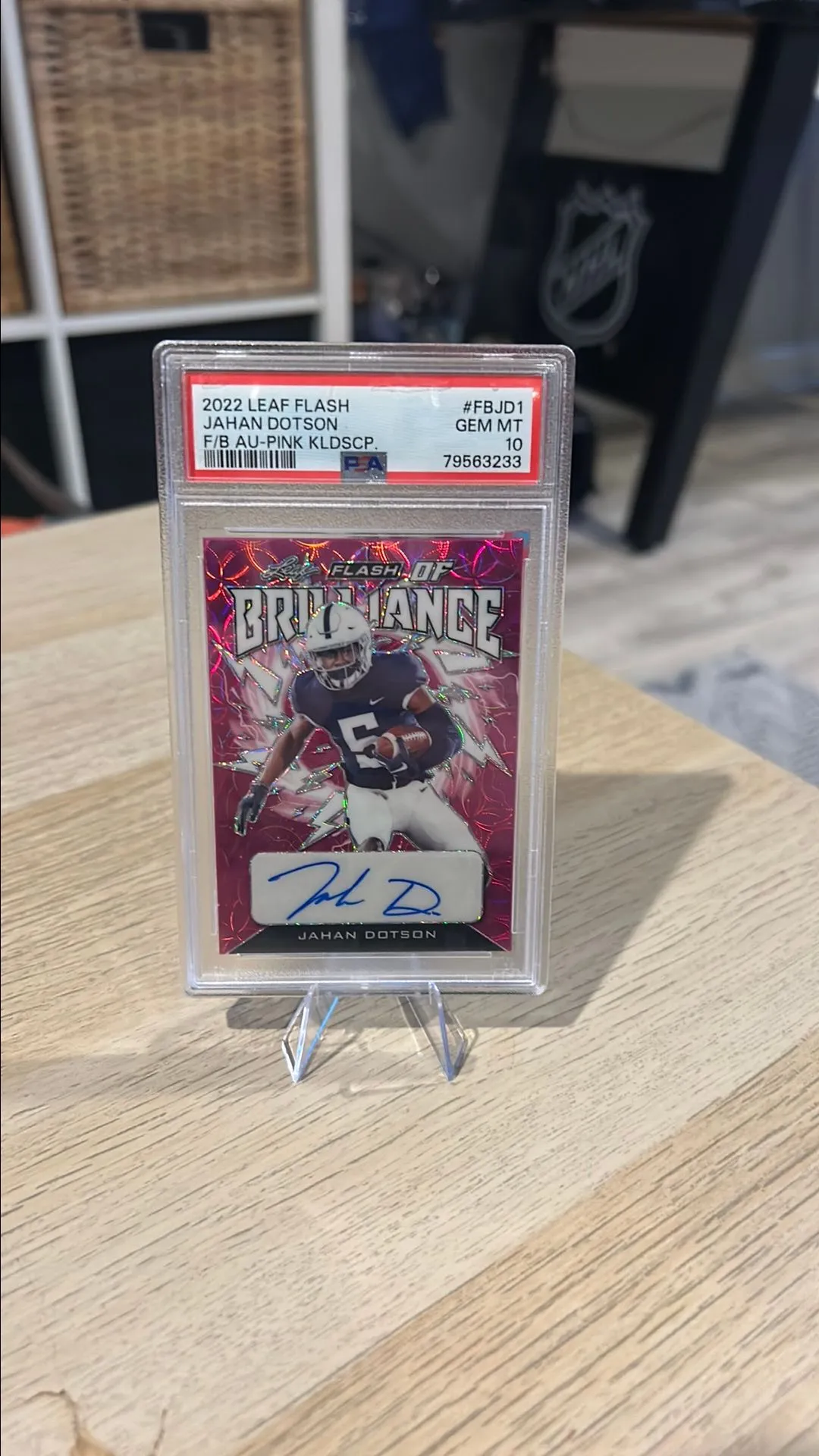Product image for 2022 Leaf Flash Flash Of Brilliance Autographs Jahan Dotson FBJD1 F/B Au-Pink Kldscp. PSA GEM MT 10