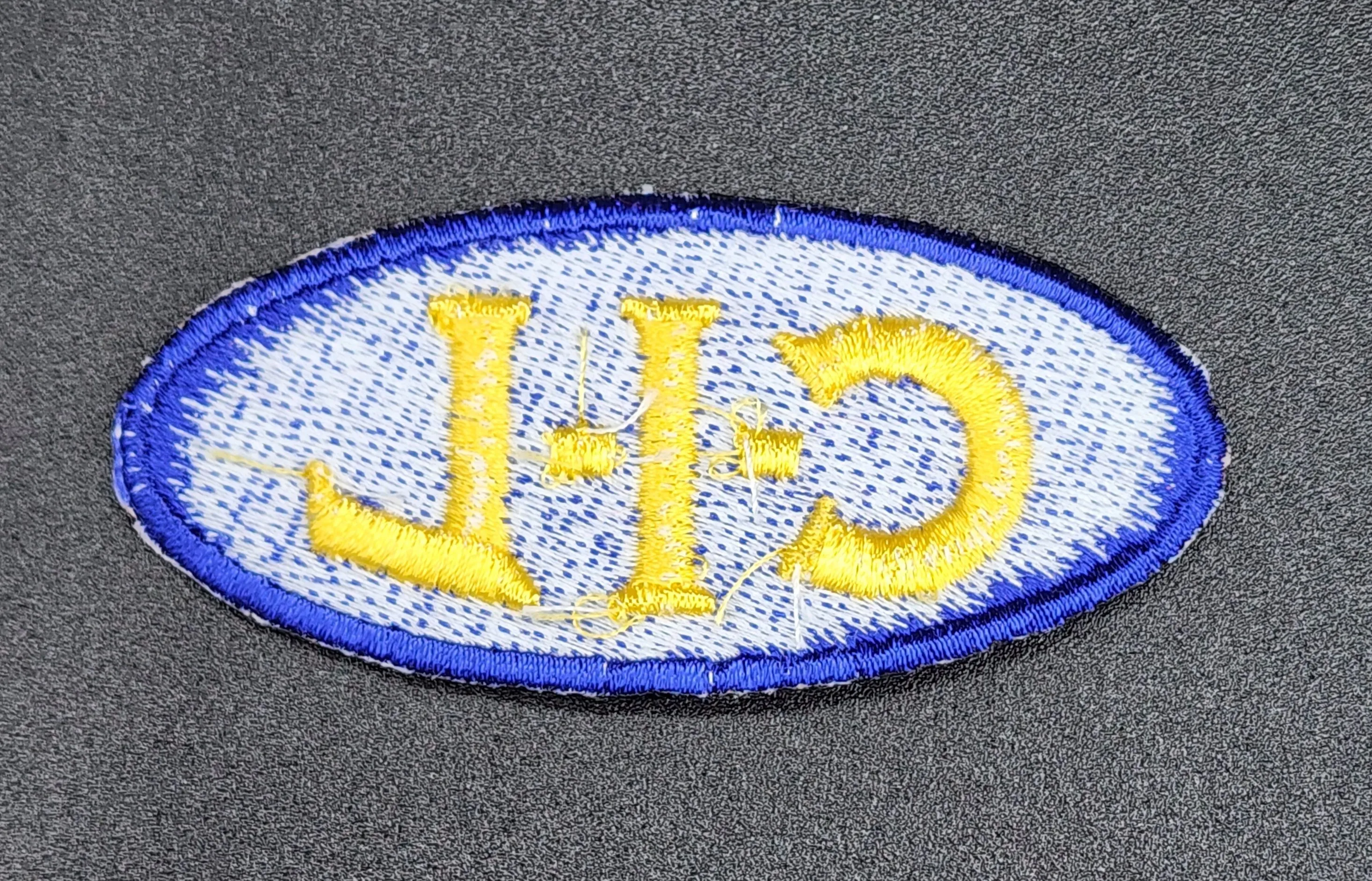 Listing Image Blurred Background