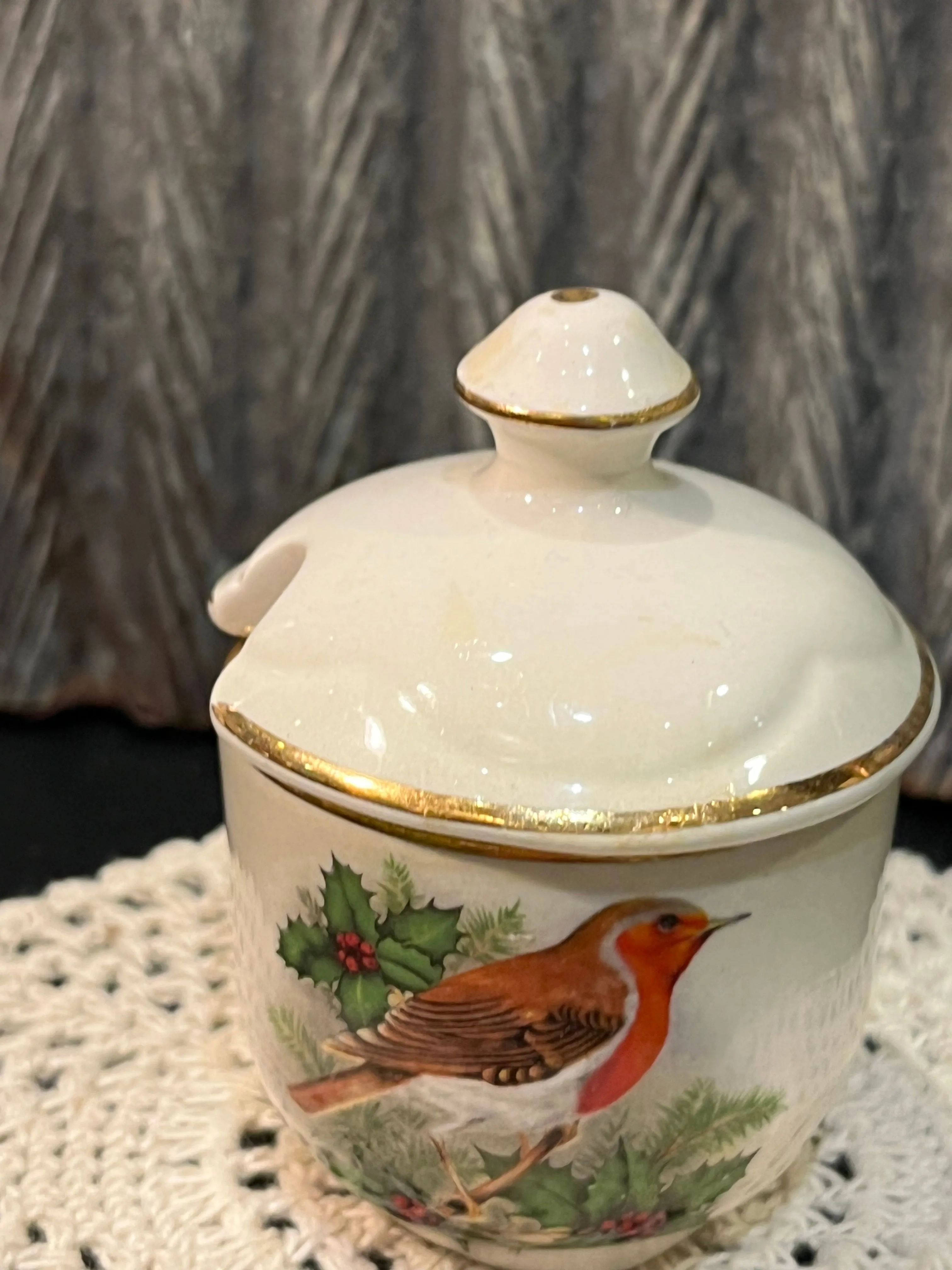 Listing Image Blurred Background