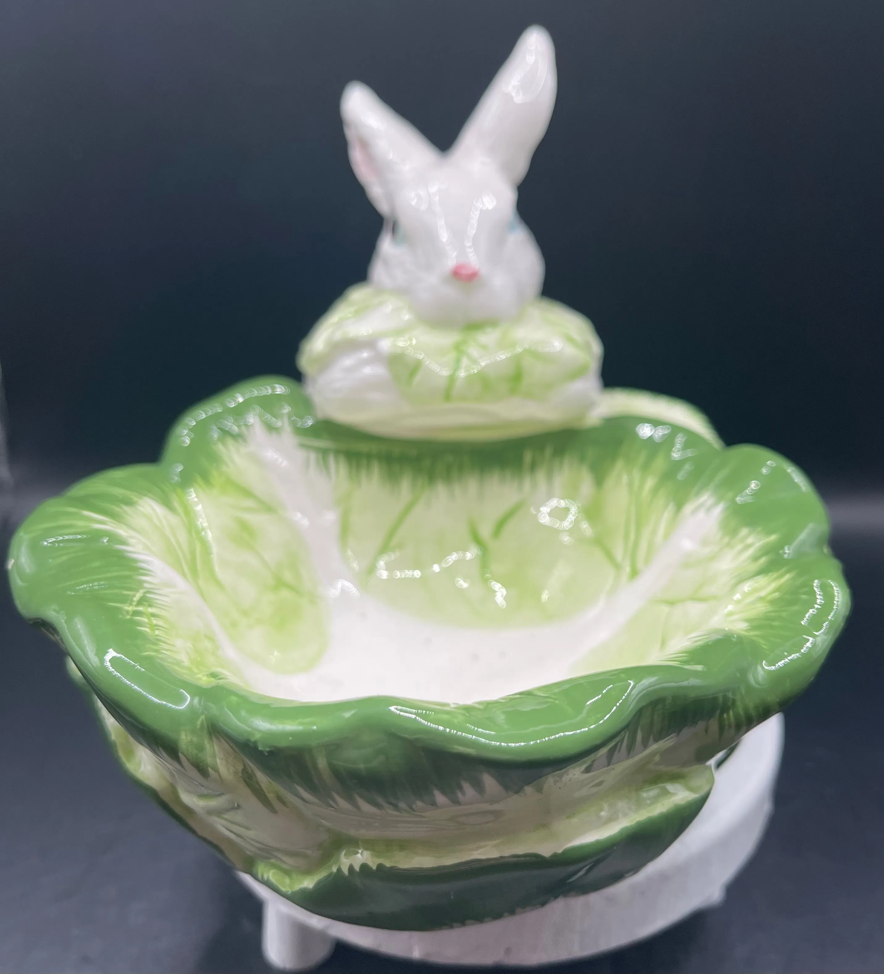 Listing Image Blurred Background