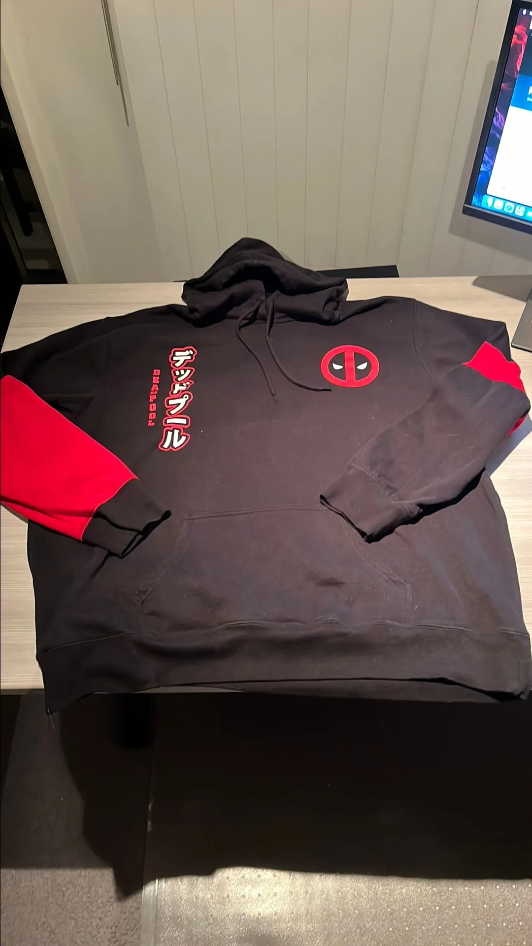 Product image for Deadpool hoodie 2xl 27"x30"