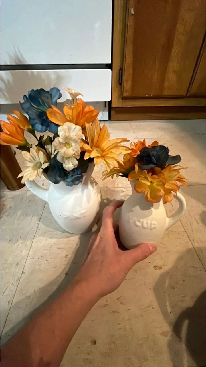 Product image for 1 cup and 1 pint vase