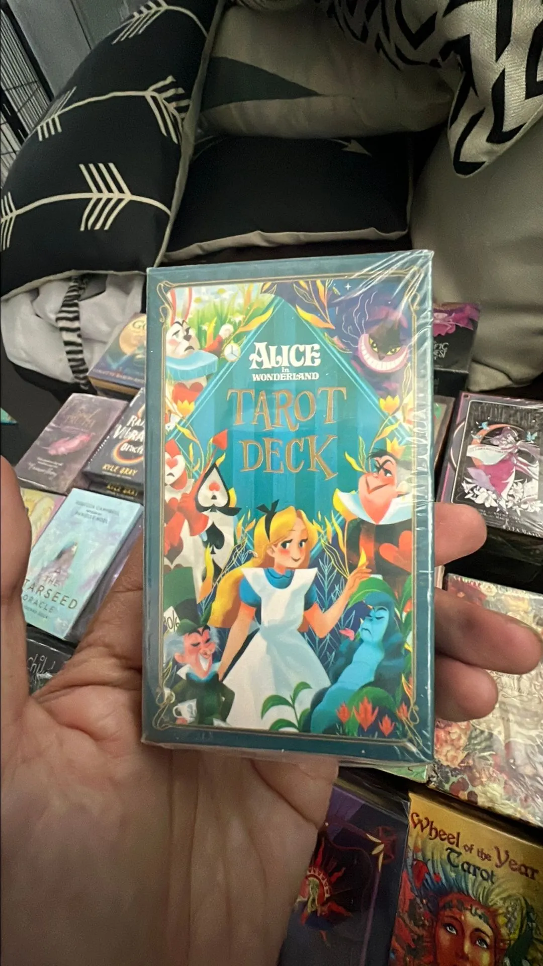 Product image for Alice in Wonderland tarot deck