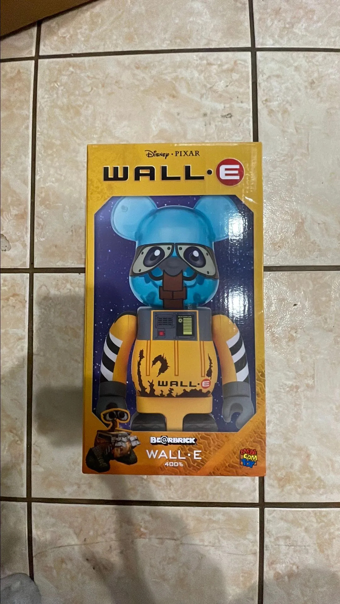 Product image for 400% Medicom Bearbrick WALL•E by Disney Pixar
