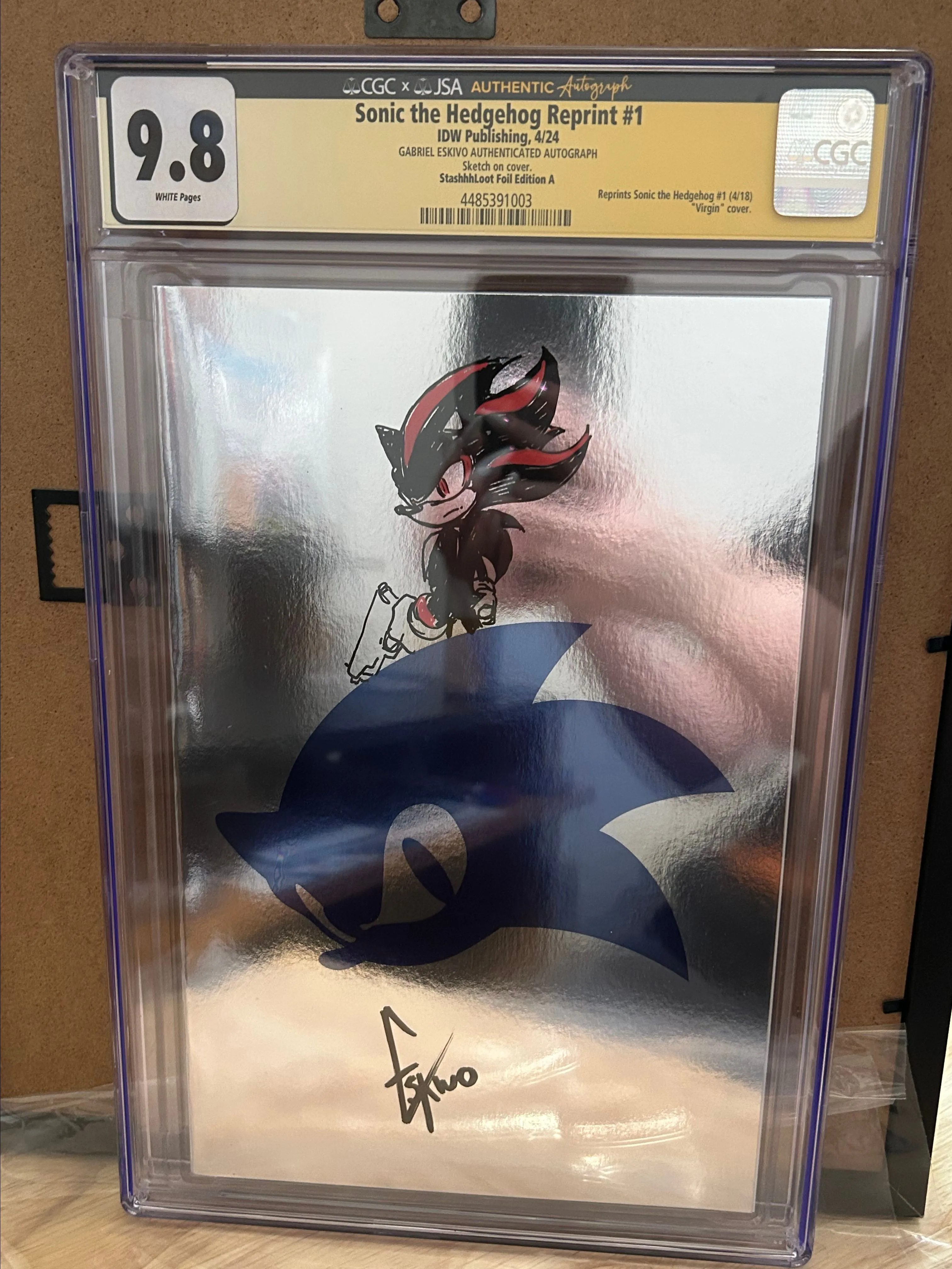 Replying to @Gabriel Suarez Here’s Metal Sonic for ya 🫡 #sonicthehedgehog  #sonic #metalsonic #sega #collection #collector #soniccollection, image size:3024x4032