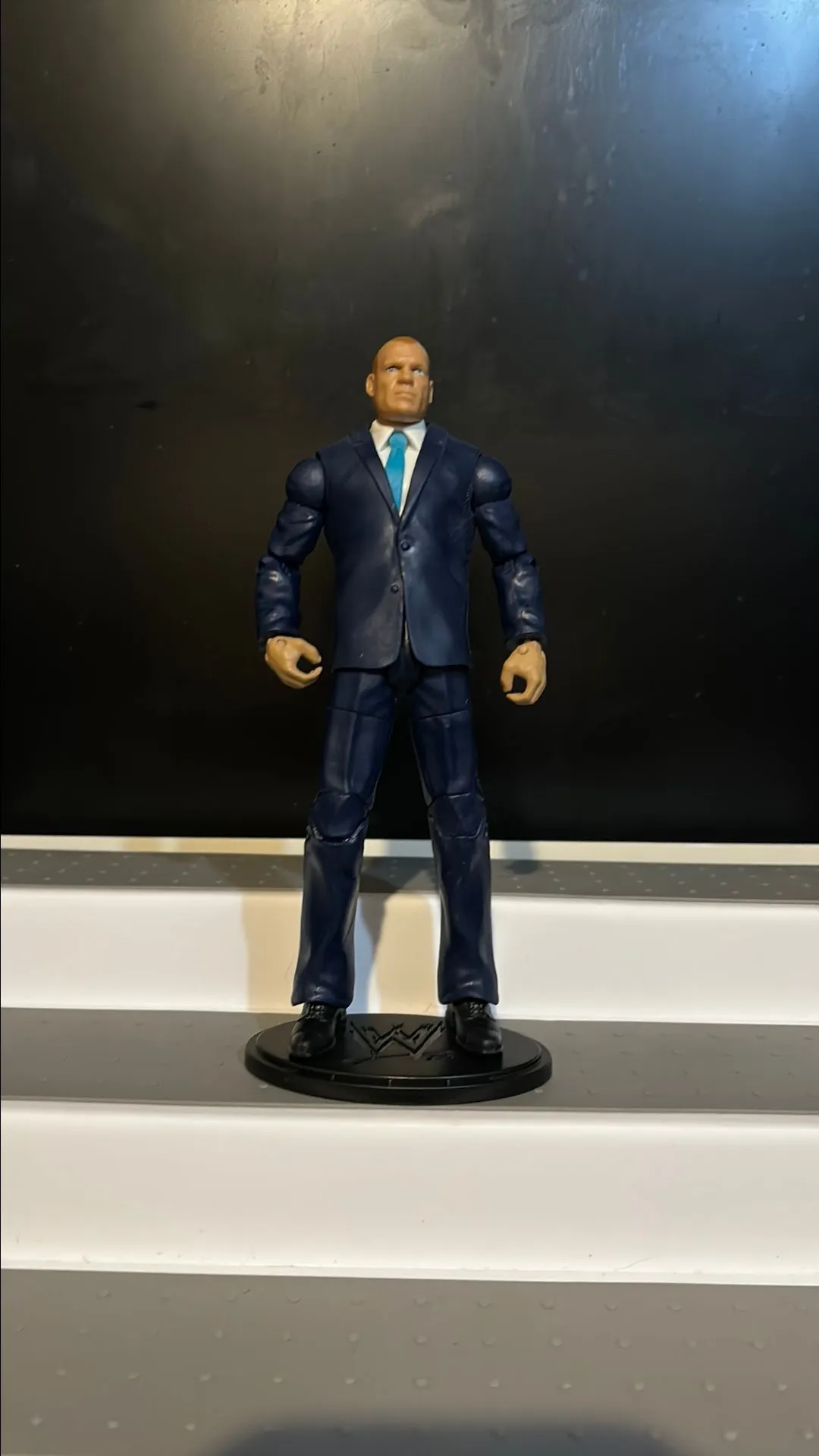 Product image for 2011 WWE Mattel Build A Figure “Corporate Suit” Kane Elite Action Figure BAF