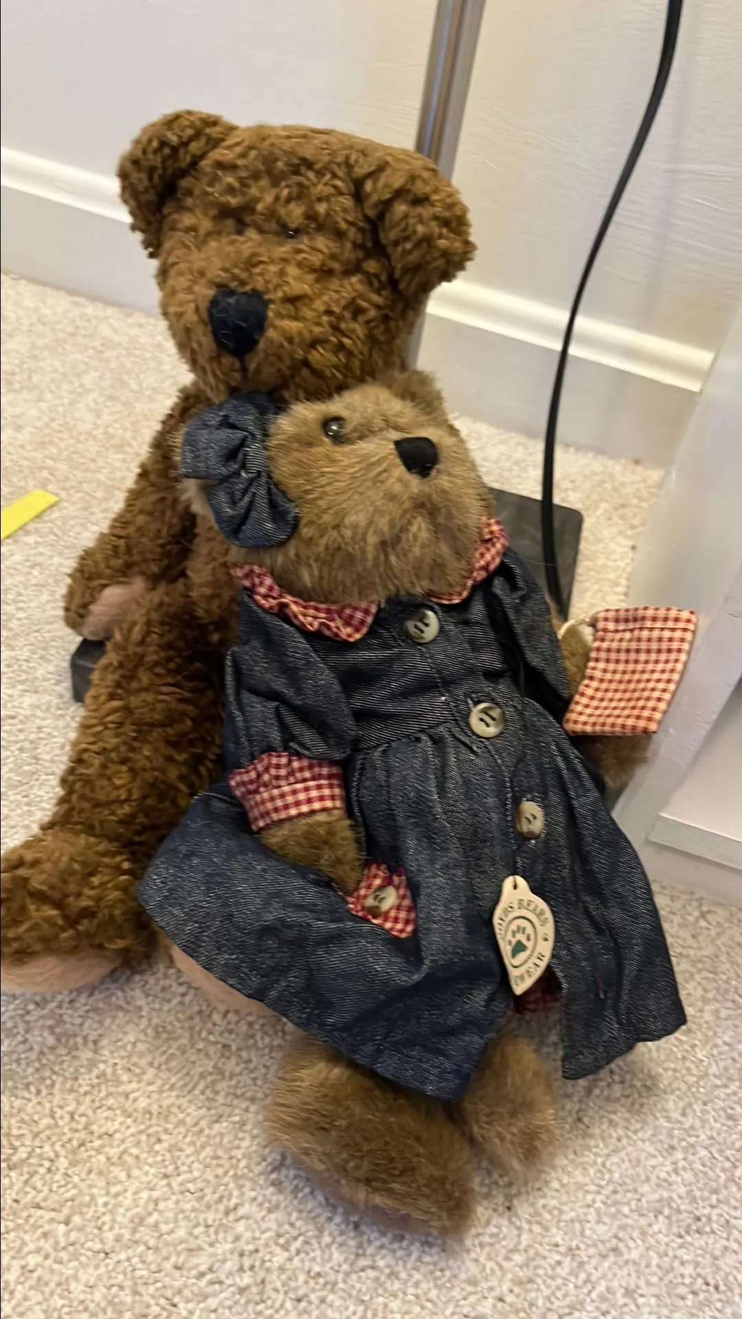 Listing Image Blurred Background