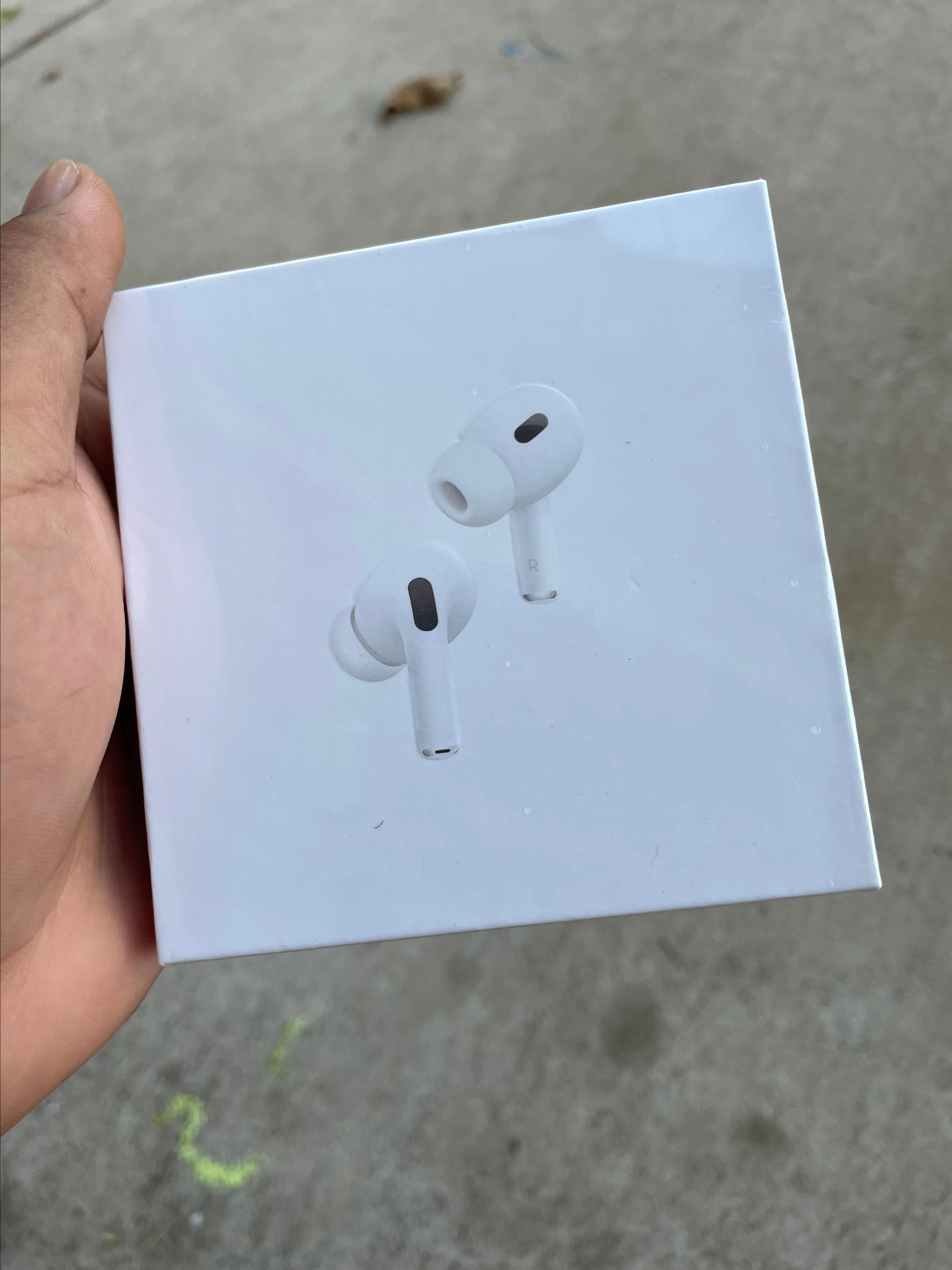 Listing Image Blurred Background