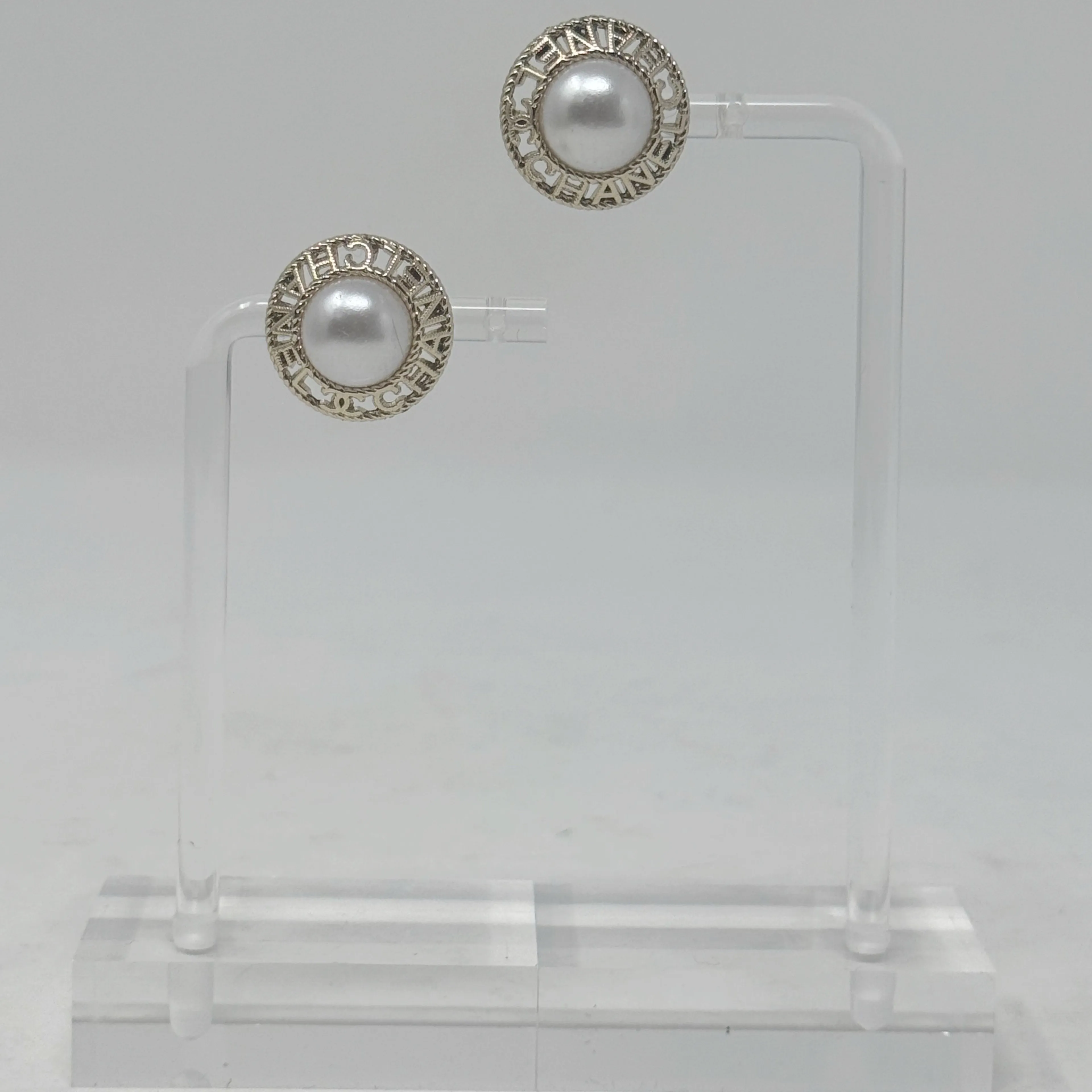 Product image for CHANEL Upcycled Gold/Pearl Stud Earrings