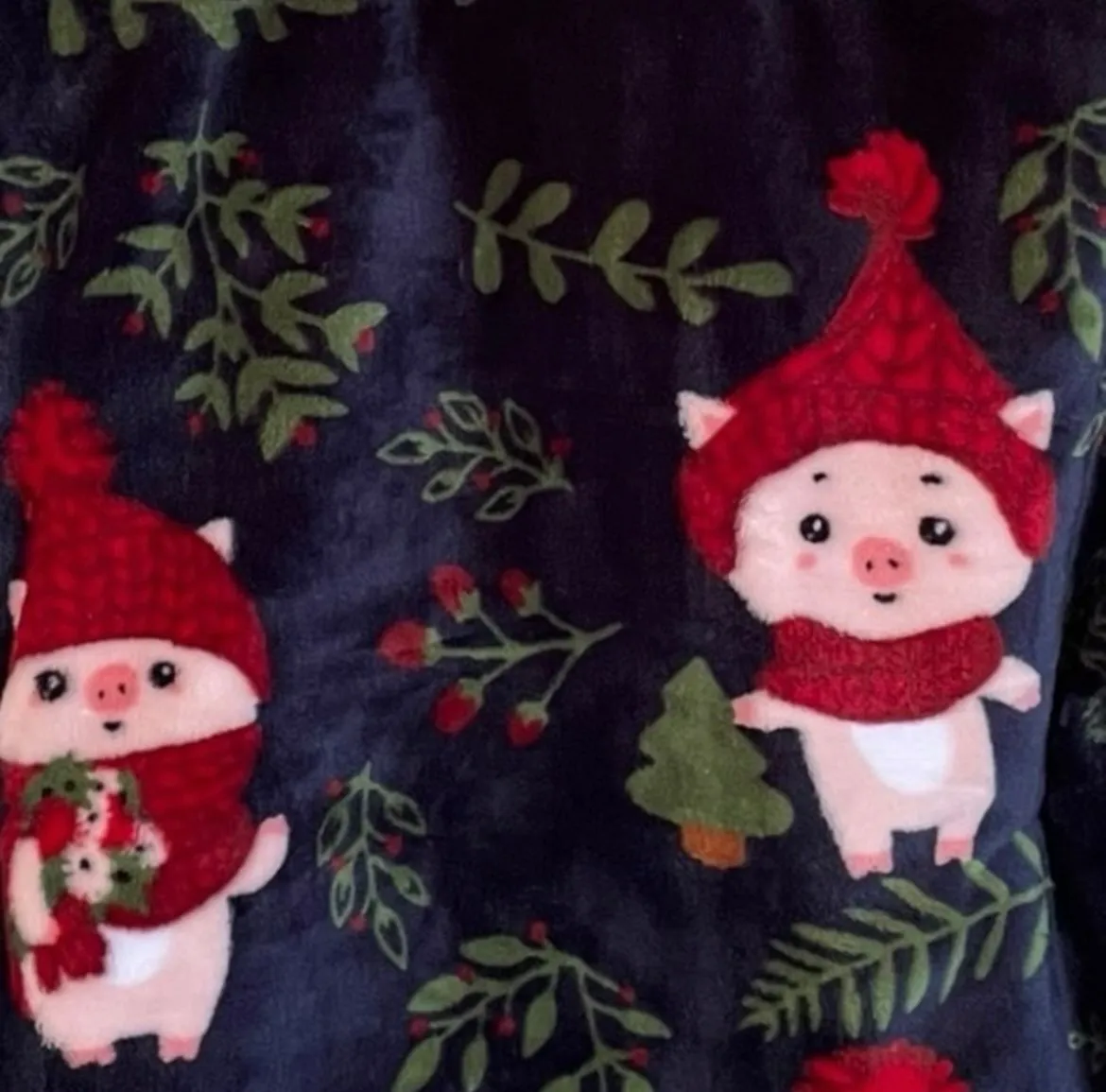 Product image for Christmas Throw Blanket Piggies Pig New