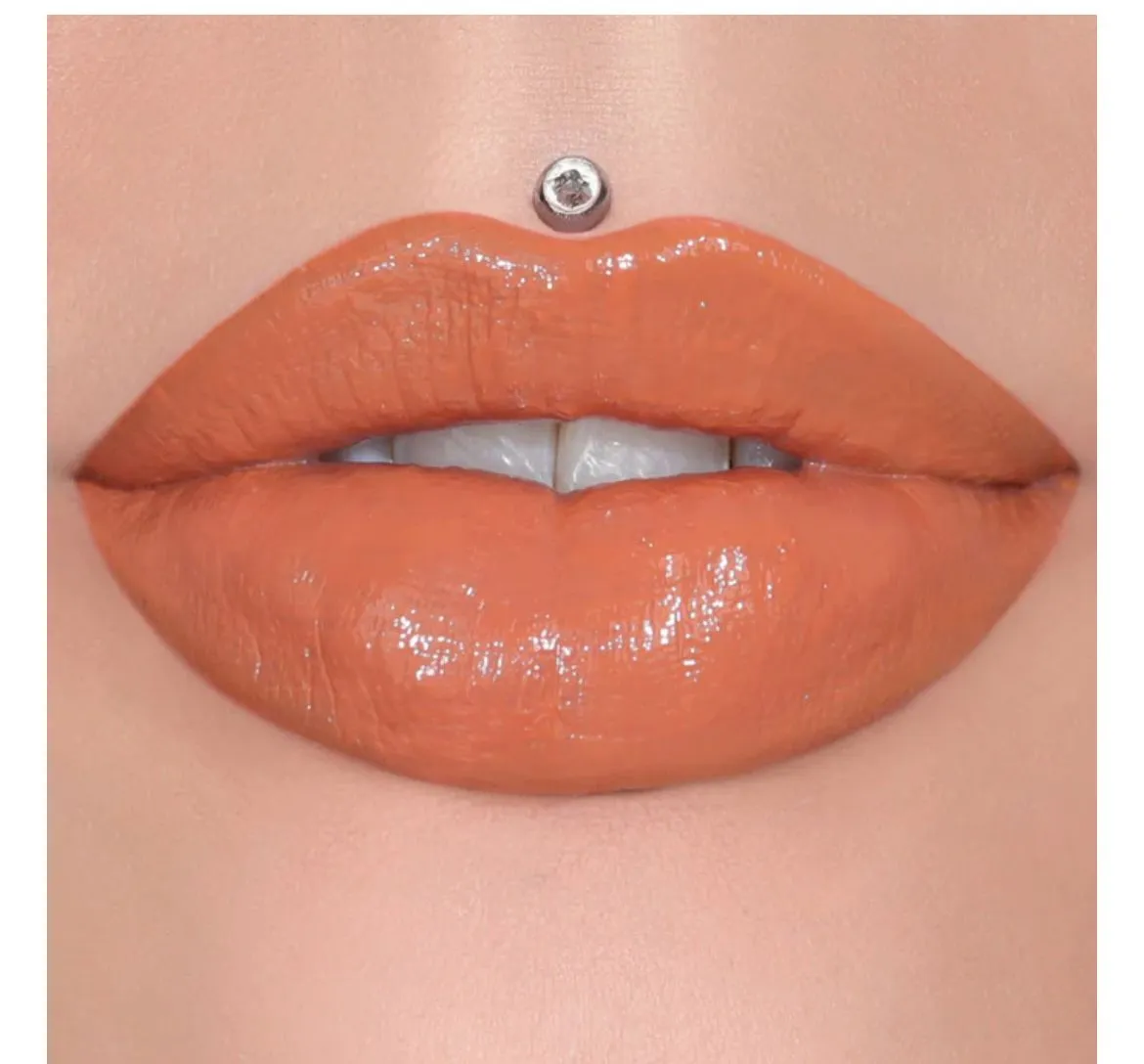 Product image for Jeffree star Supreme Gloss - Nude Garden