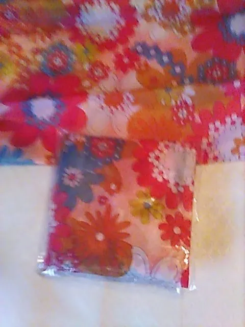 Listing Image Blurred Background
