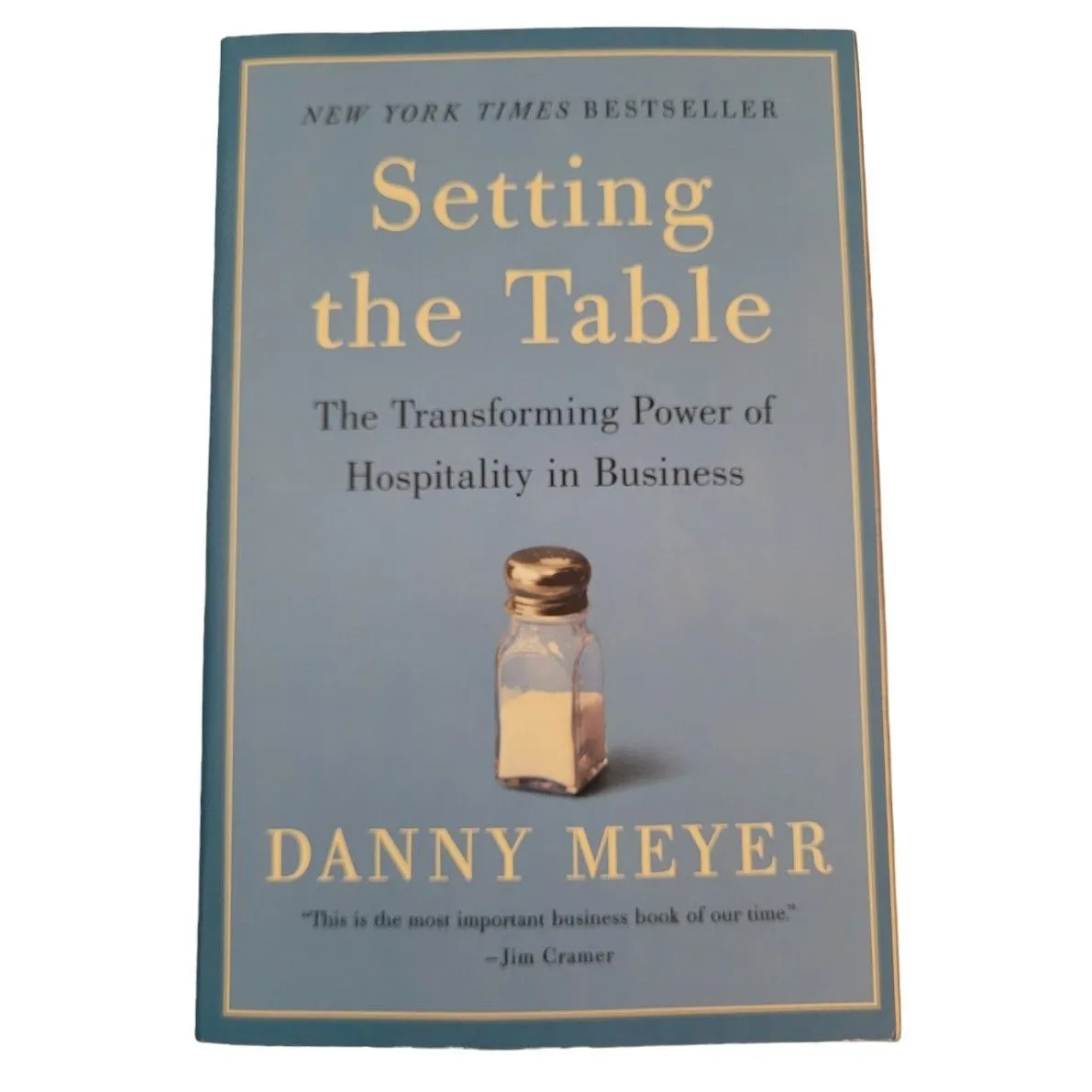Product image for "Setting the table the transforming power of hospitality and business" paperback book